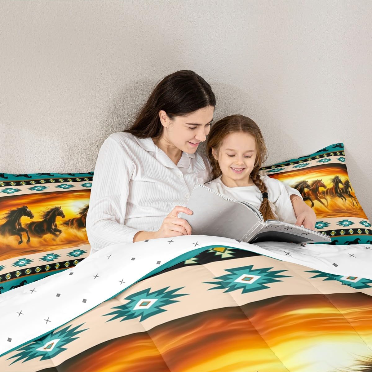 Feelyou Horse Bedding Set Queen Size Galloping Horse Comforter Set for Kids Boys Girls Decor Southwestern Aztec Boho Rustic Wild Western Farm Green Duvet Quilt Breathable Soft Bedroom Decor 3Pcs