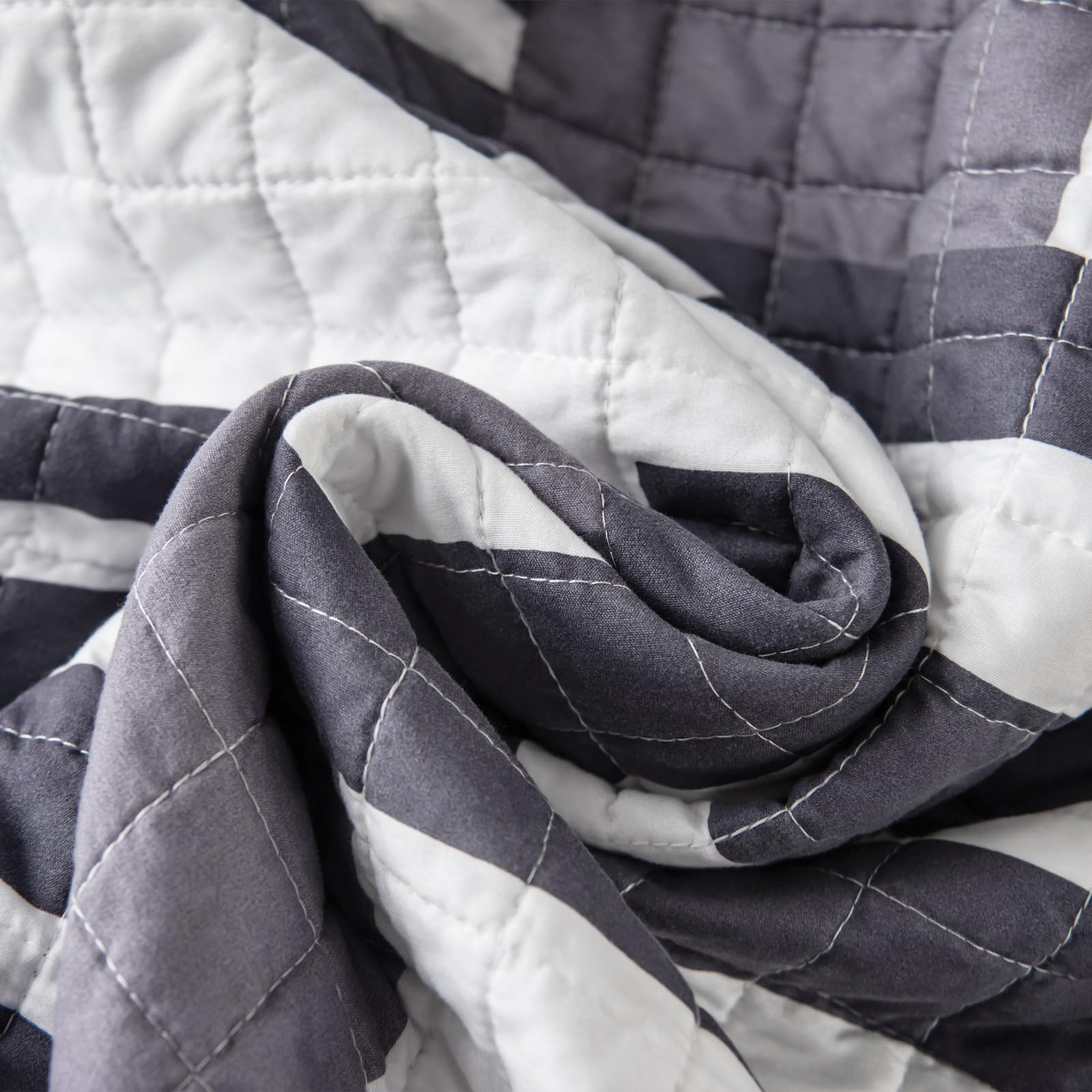 Spreien en quilts, decoratief en comfortabel