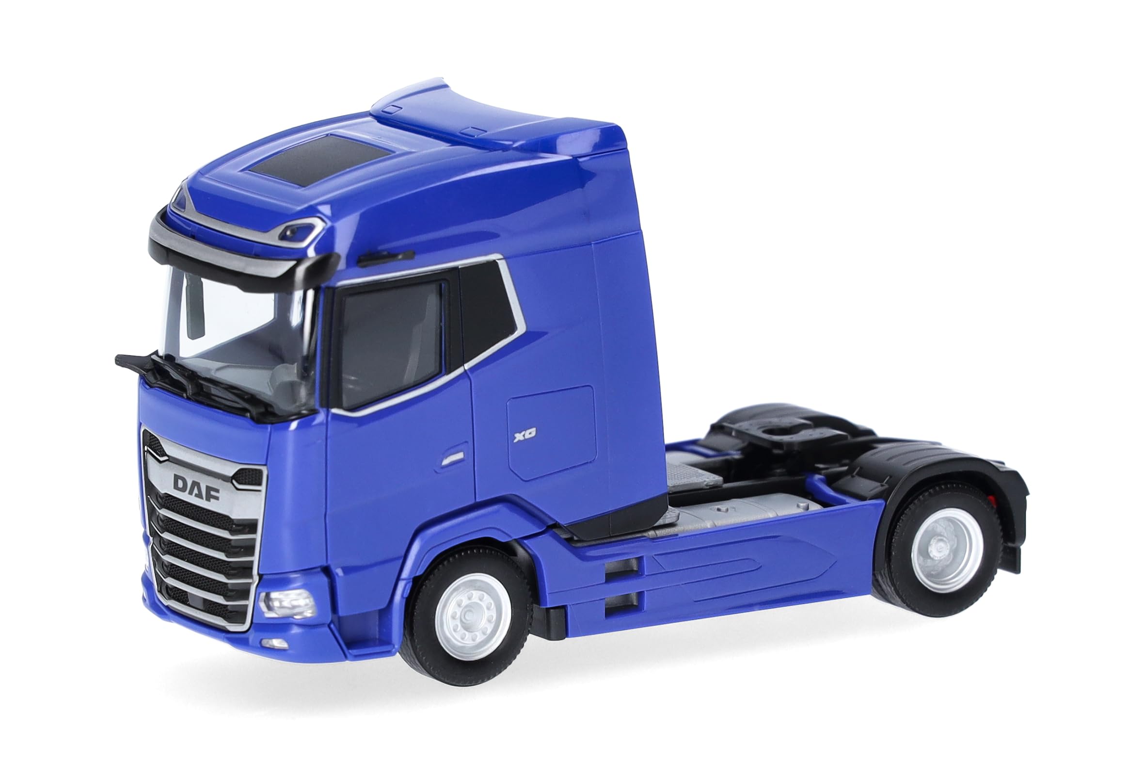 Herpa truck model DAF XG facelift rigid tractor 2axles, blue, on a scale of 1:87, plastic miniature, made in Germany, model building, collectors edition