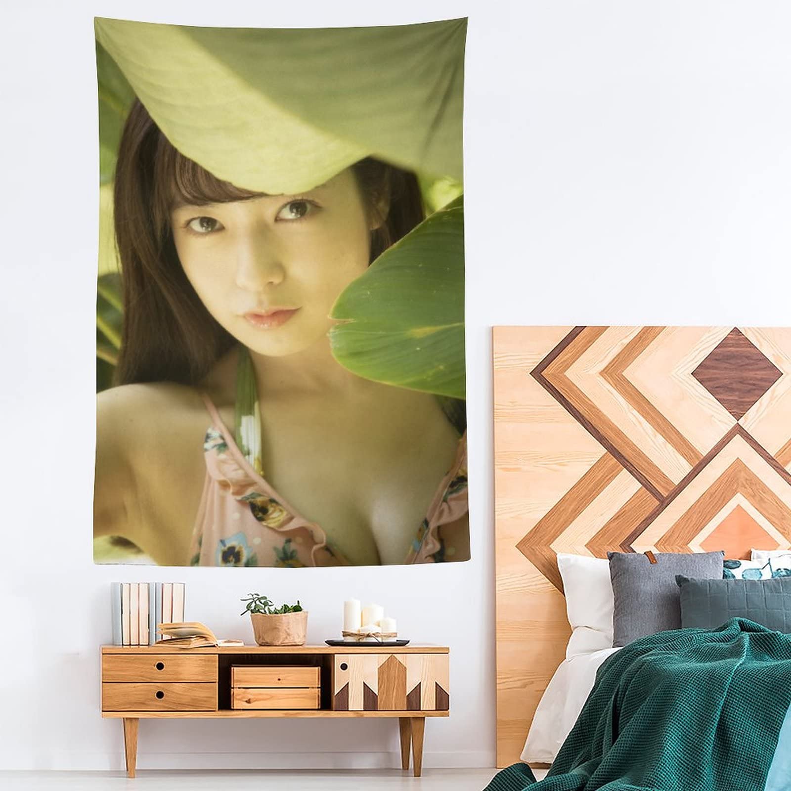 Amazon.co.jp: 乃木坂46斉藤優里水着写真ポスタービキニ タペストリー