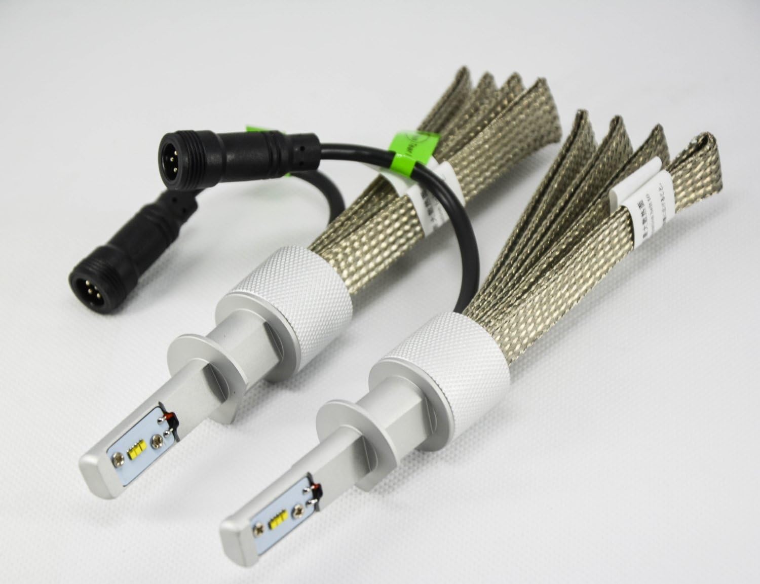 TUOYIKE 5S LED Headlight Kit H1 50W 8000LM Fanless LUMILED