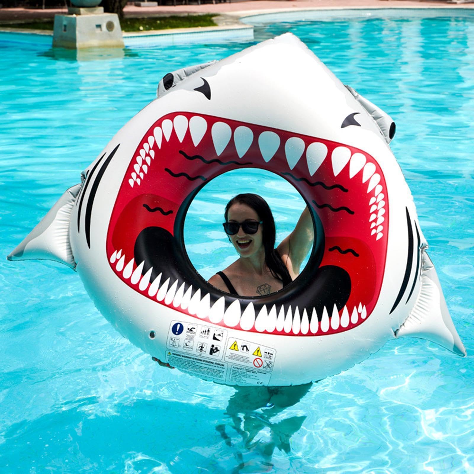 Galleggiante gonfiabile per piscina, in PVC, per adulti, per spiaggia, lago | Salvagente gonfiabile a forma di squalo, in PVC, 177 x 127 cm, lettino ad acqua resistente, divertimento galleggiante per