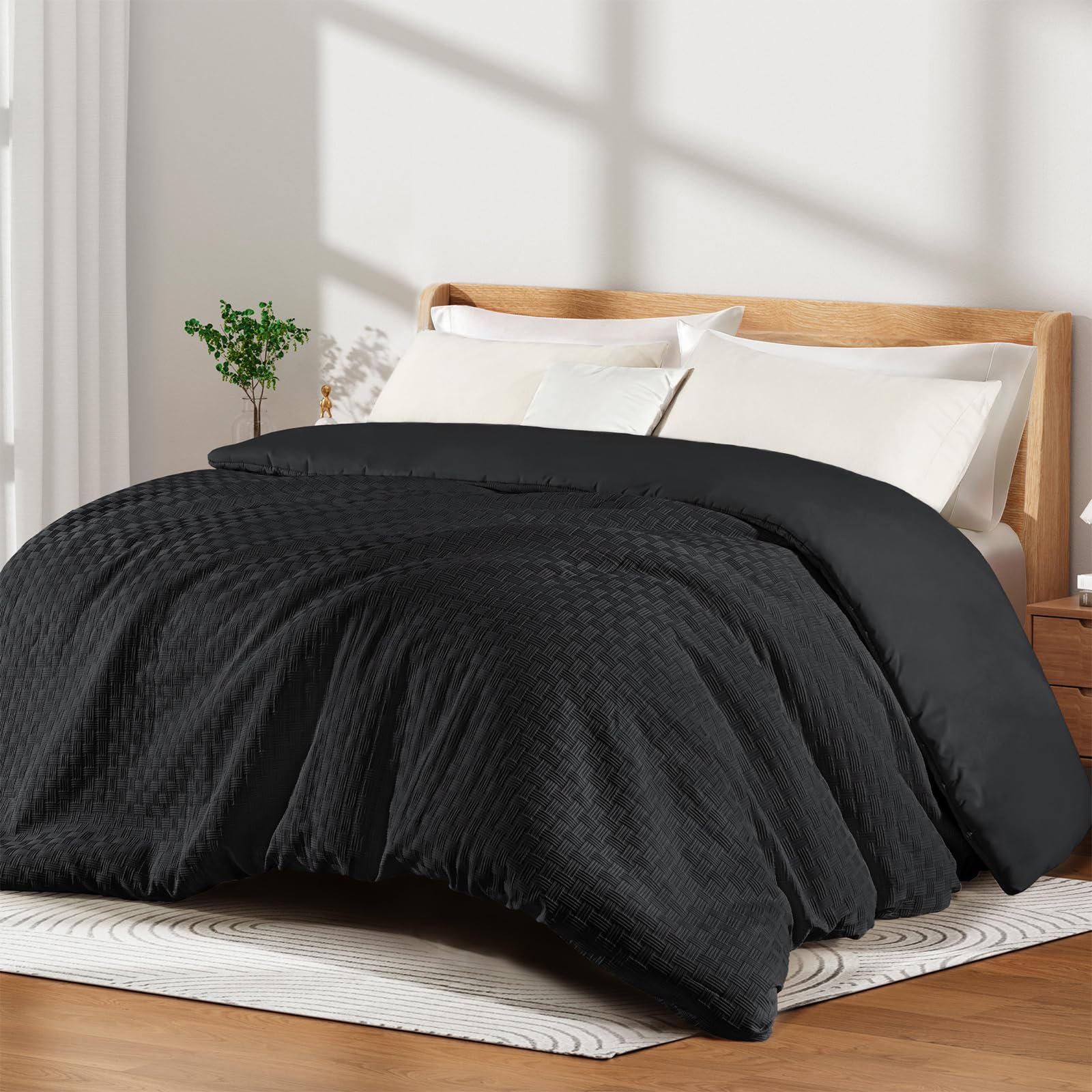 Whale Flotilla 7.5 Tog King Size Coverless Duvet, Lightweight and Breathable Comforter Bedding for All Seasons, Machine Washable, 220 x 240 cm, Black
