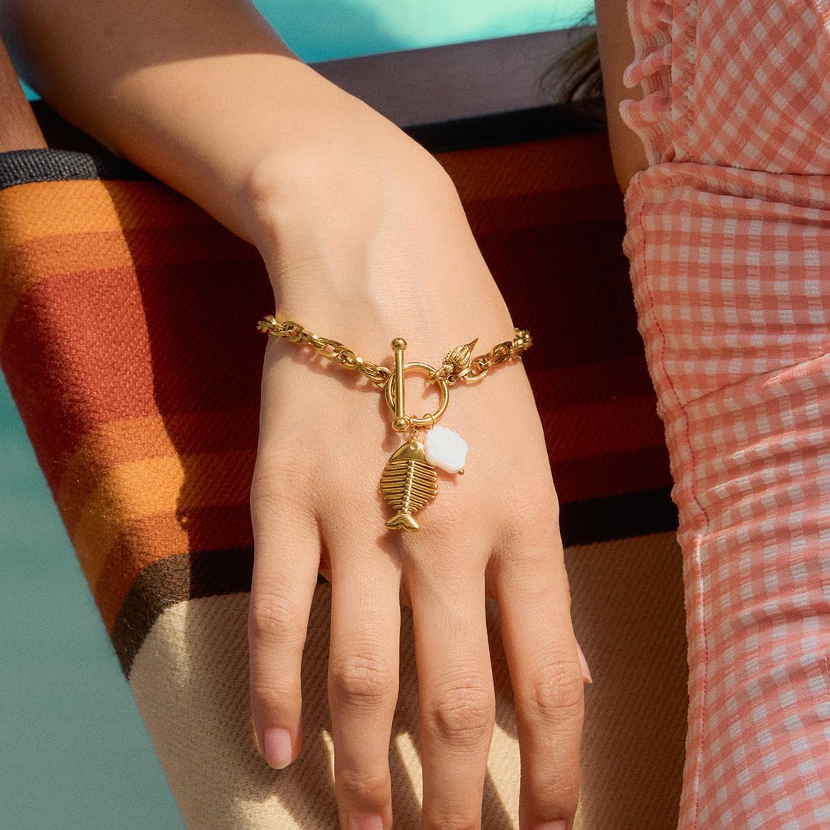 Charm Bracelet with Sea Life Pendants, 14K Gold Plated Chain, Toggle Clasp, Boho Gold Chain Bracelet Cuban Jewelry for Women Gift - Image 7