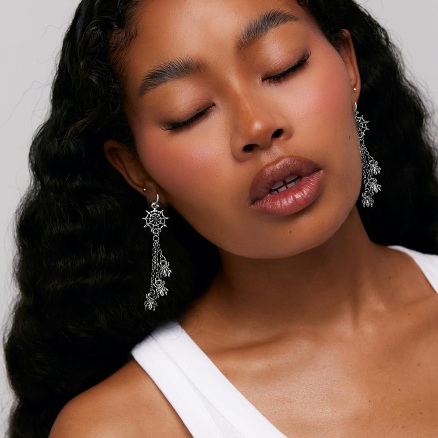 Halloween Spider Earrings for Women Cute Halloween Dangling Party Jewelry - Image 2