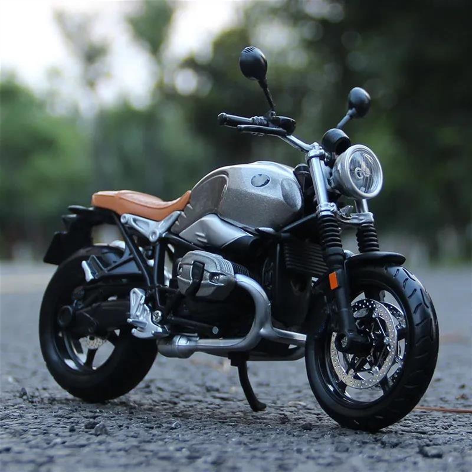 Modello in Scala Modello di Moto Giocattolo Collezione di Auto Giocattolo 1:12 per BMW Scrambler R Nine T(with Retail Box)