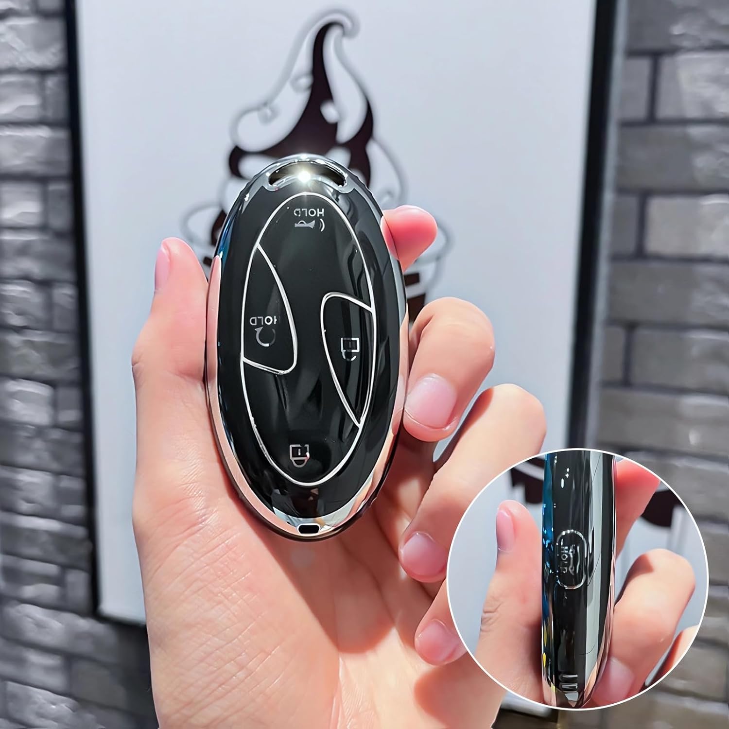 5 Buttons Compatible with Hyundai Key Fob Cover Accessories, Fits for Elanrtra Sonata Ioniq Santa Fe Santa Cruz KONA Tucson, Soft TPU Key Case with Leather Keychain (Black-Gold) - Image 4