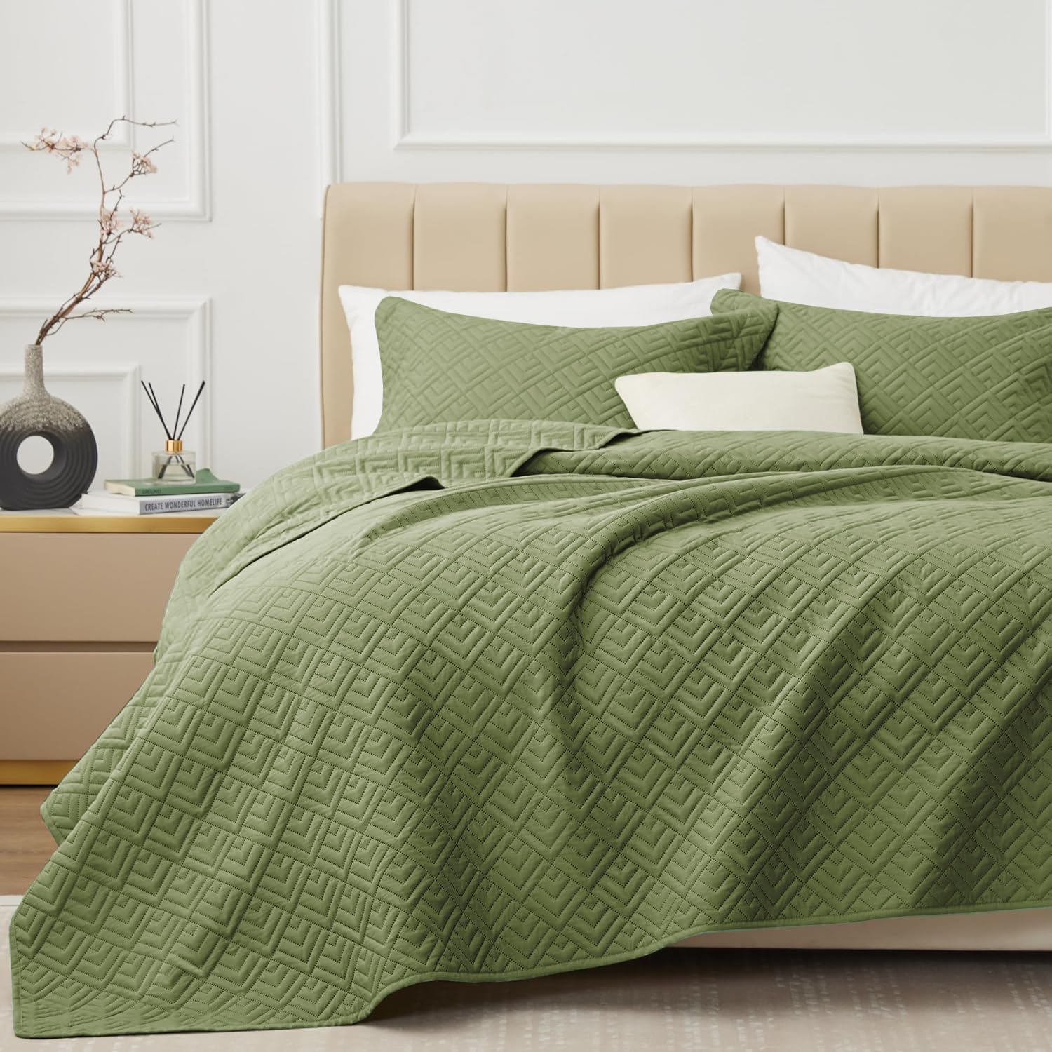 VAS COLLECTIONS 100% Cotton Ultrasonic Quilted King Bedspread Set, 280 TC Soft Lightweight Stitch-Free Coverlet, 90x100 Inches, with 2 Pillow Covers (Green)-image-27