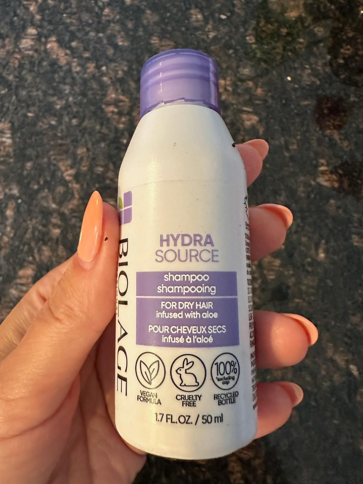 Matrix Biolage Hydra Source Shampoo - Softens, Moisturizes & Adds Shine, For Dry Hair, Infused with Micro-Filtered Aloe Vera & Fermented Hyaluronic Acid, Vegan & Paraben-Free