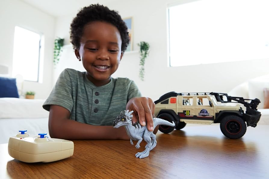 Matchbox RC Jeep Gladiatorジュラシックワールドラジコン Matchbox Jurassic World Dominion RC Jeep Gladiator with 6-in