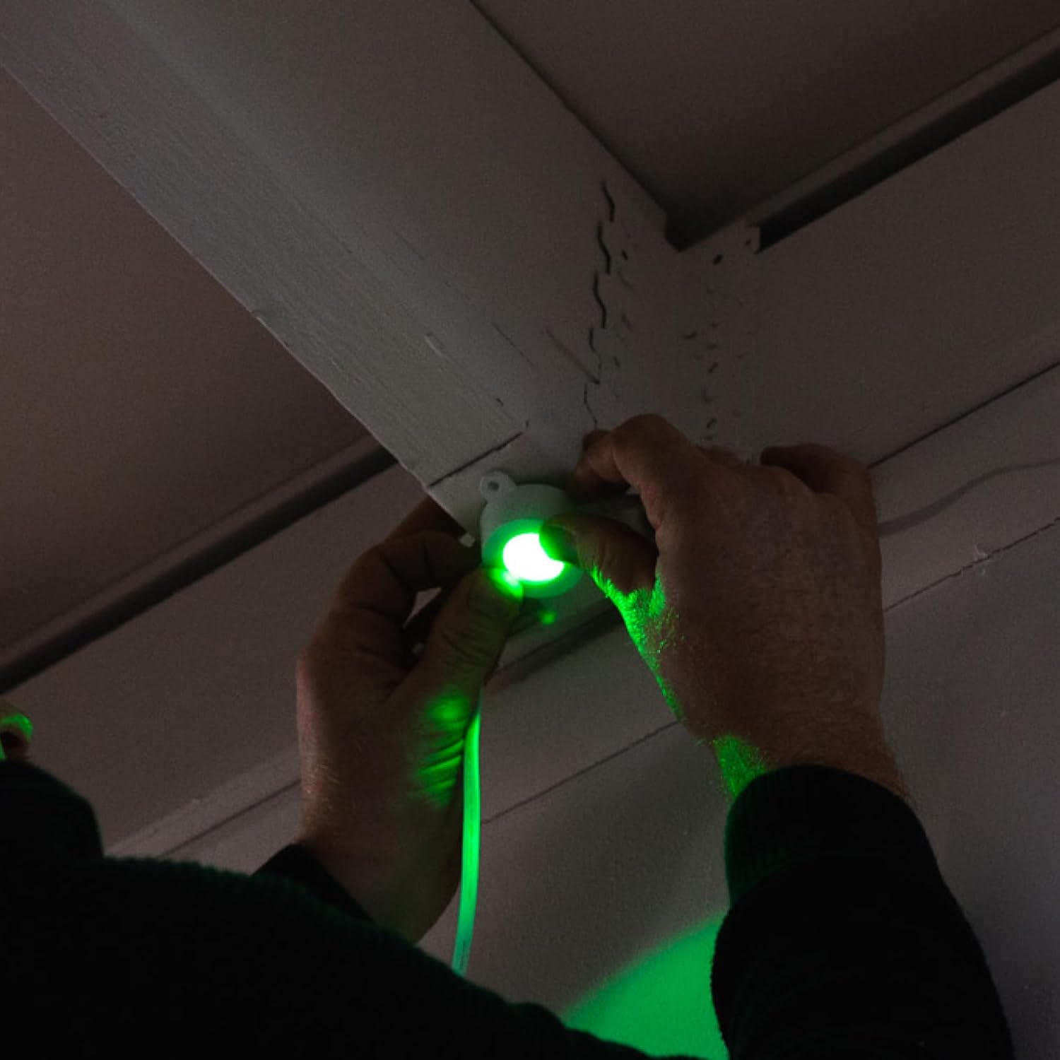 LIFX 50フィート 永久屋外ライト 延長 スマートRGBW LEDストリップ Wi-Fi対応 スーパーカラー Alexa/Goo