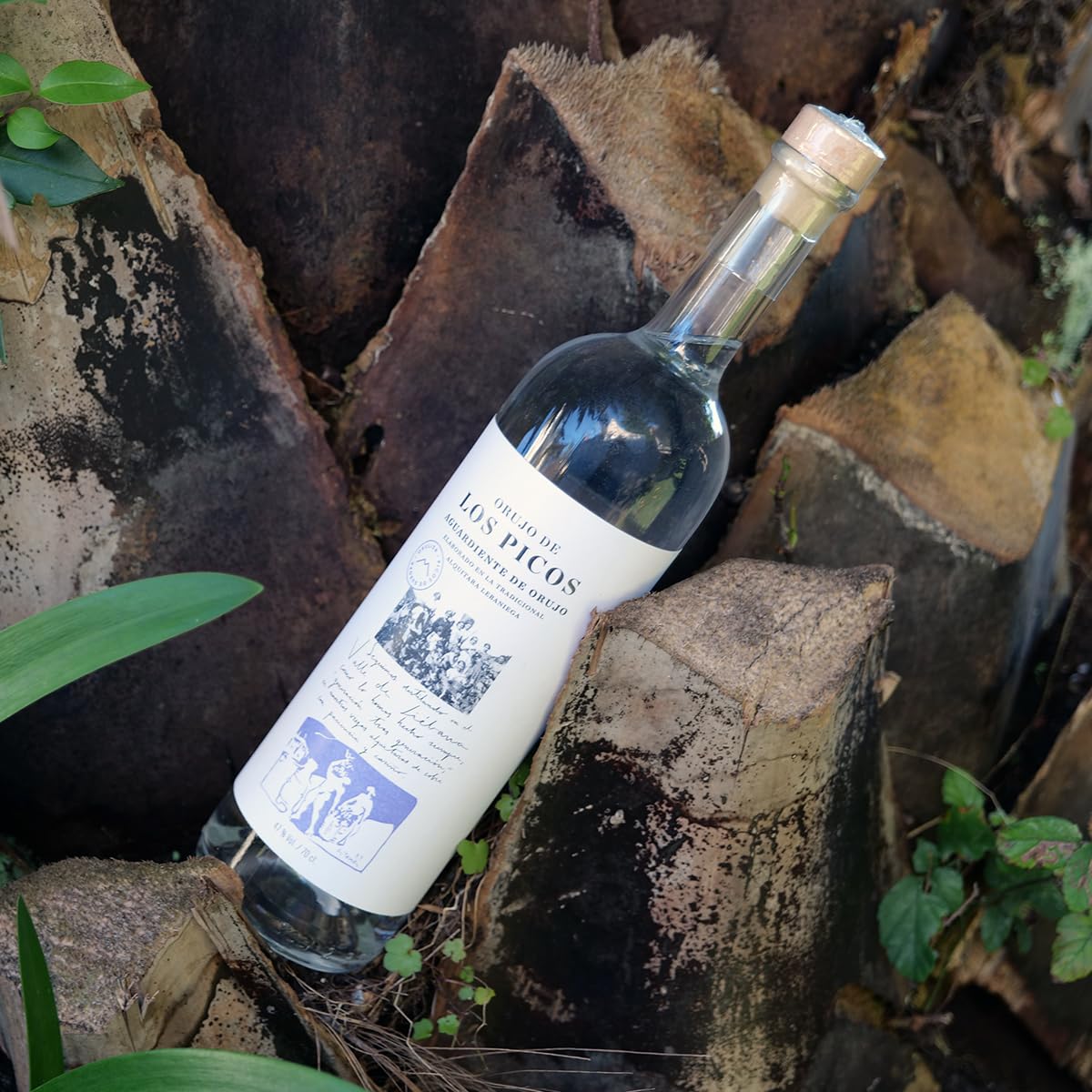 LOS PICOS Orujo Blanco - Destilado Artesanal de Liébana, 47% Vol., 70 cl - Auténtico Sabor Tradicional