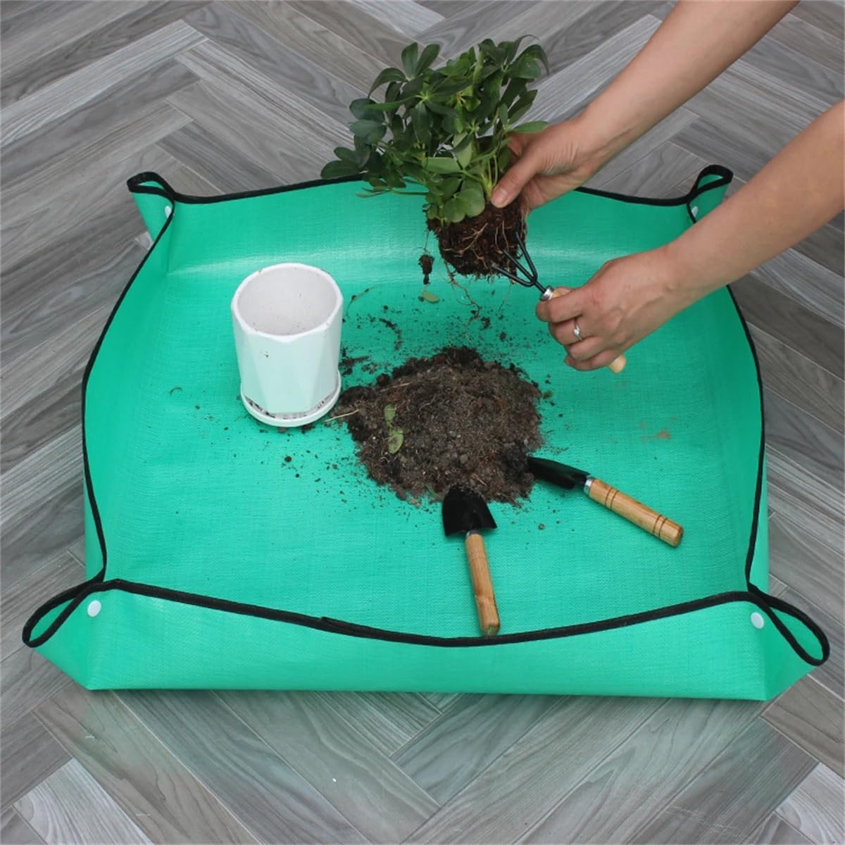 Plant Warm Mat Gardening Floor Mat Changing Soil Mat Waterproof Thickening Changing Pot Planting Flower Mat Gardening Tools Seedling Heat Mat(Blue,100x100cm)