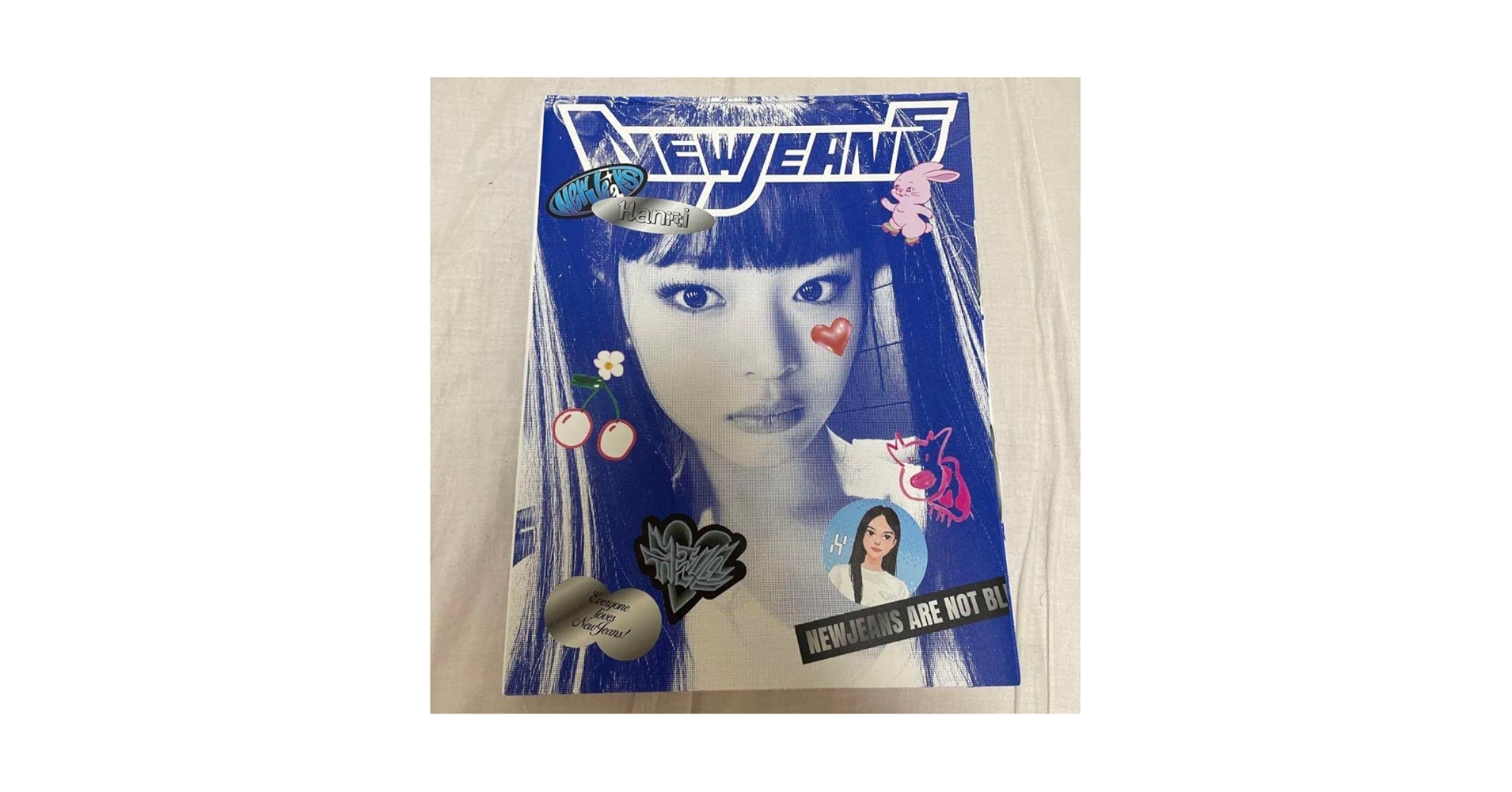 NewJeans ニュジ Bluebook ハニ 全員 アルバム NewJeans(ニュージーンズ)｜HYBEの新レーベル・ADORからデビュー