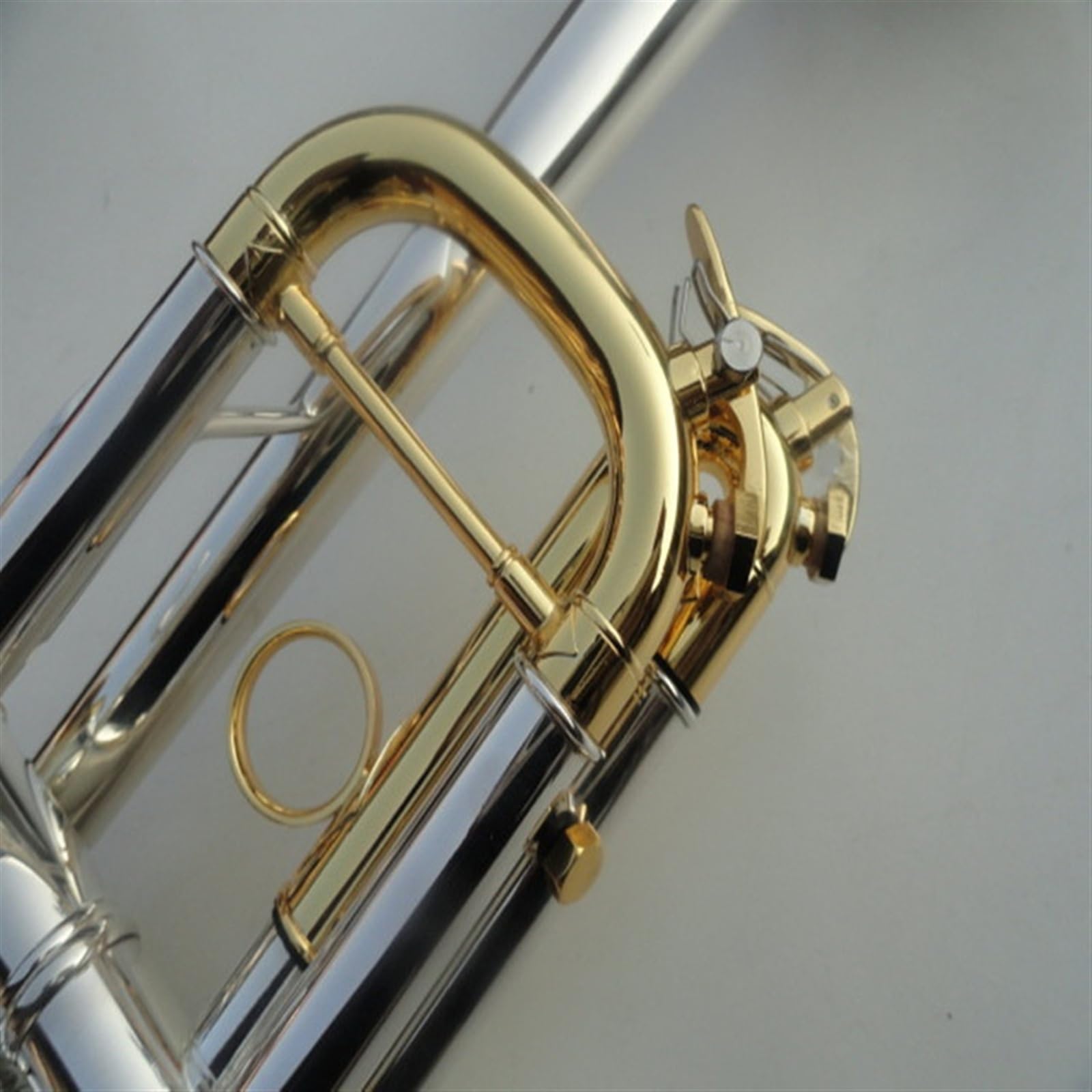 Standard Trompeten Messingtrompete C-Trompete Instrument Edelstahl Professionelle Messing Tonreiche Trompete