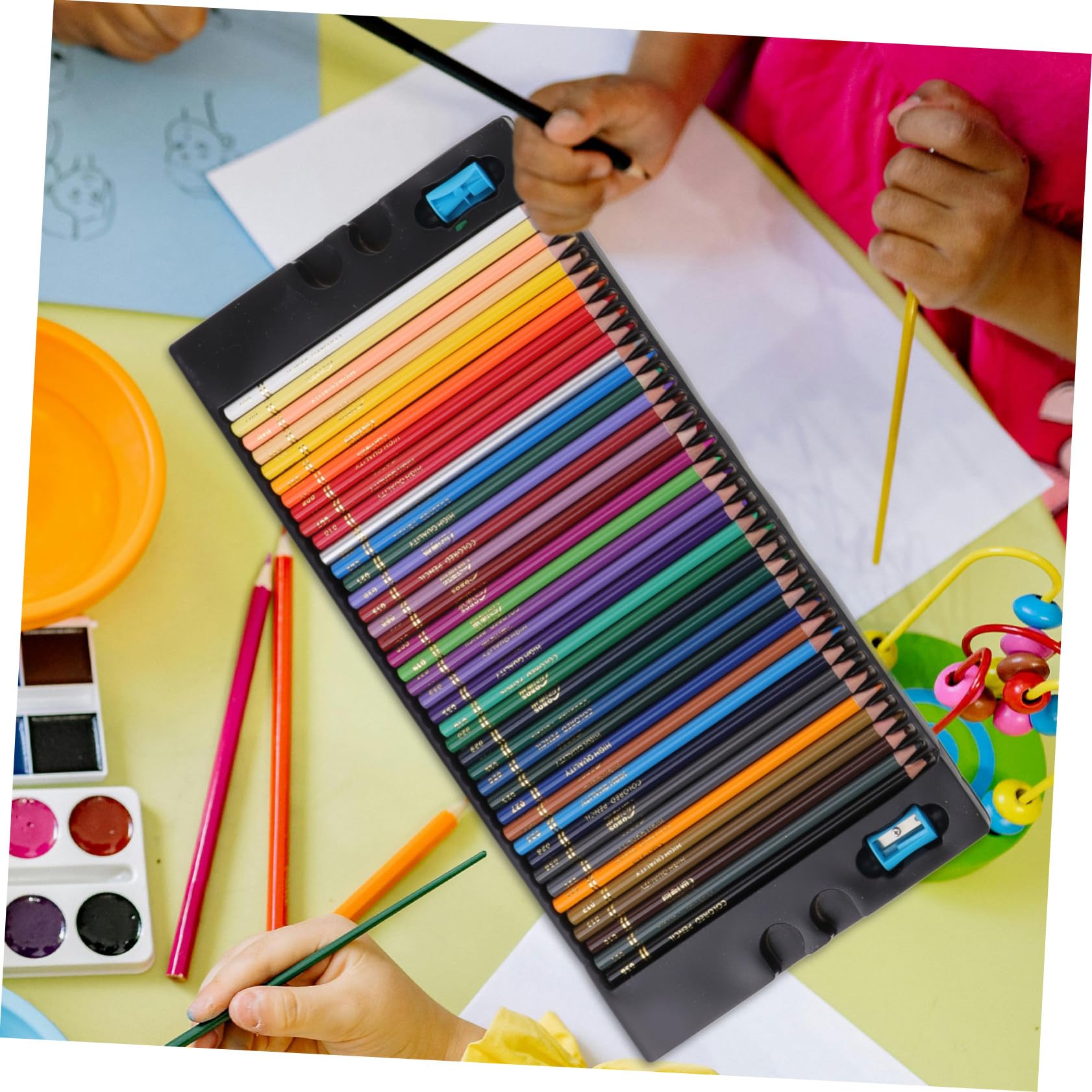 Homoyoyo 120pièces Crayons de Couleur Assortis Crayons Art pour Dessin et Peinture Boîte Transparente pour Adultes et Garçon Fille