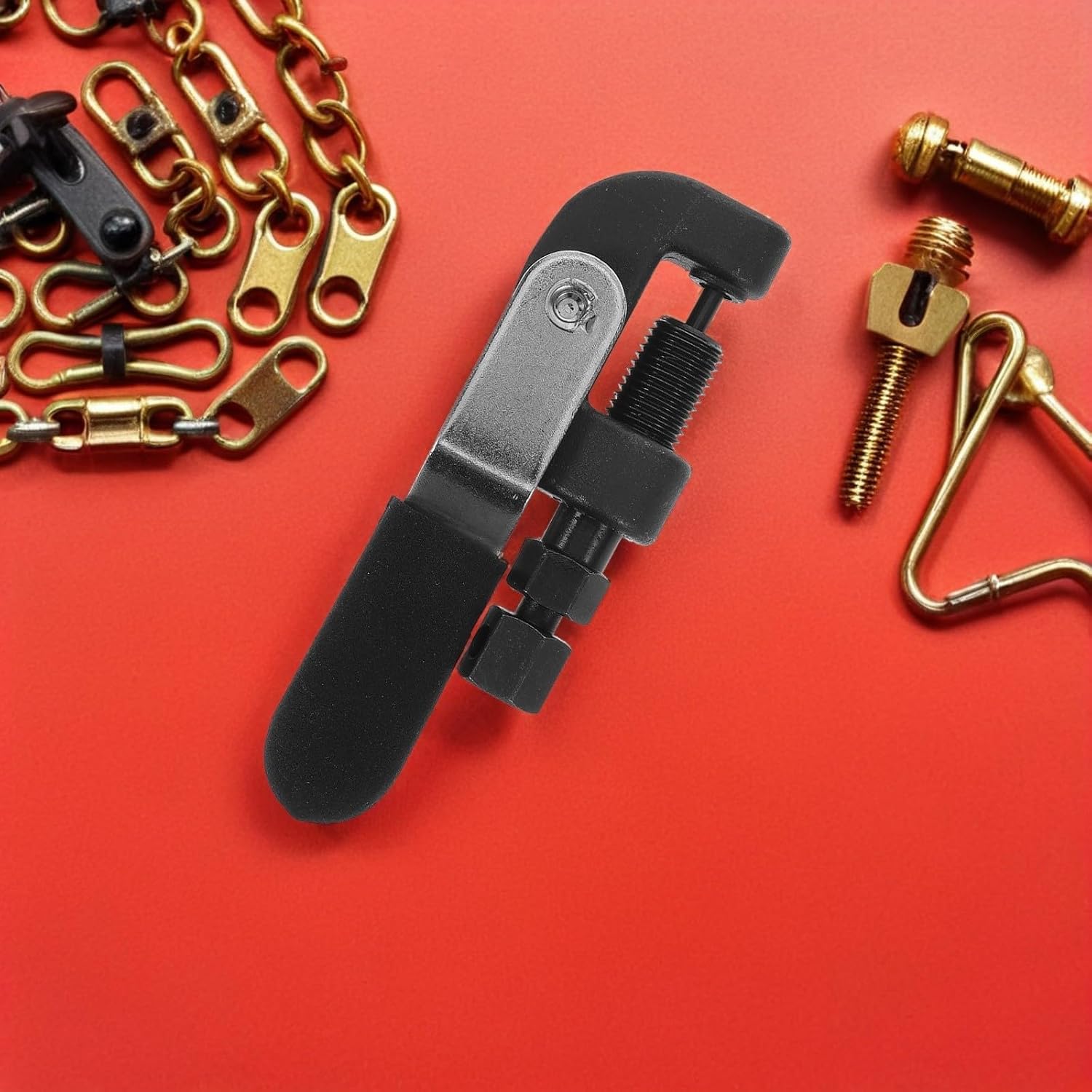 Steel Motorcycle Chain Breaker Tool for Accurate Chain Splitting and Riveting for Repair and Maintenance