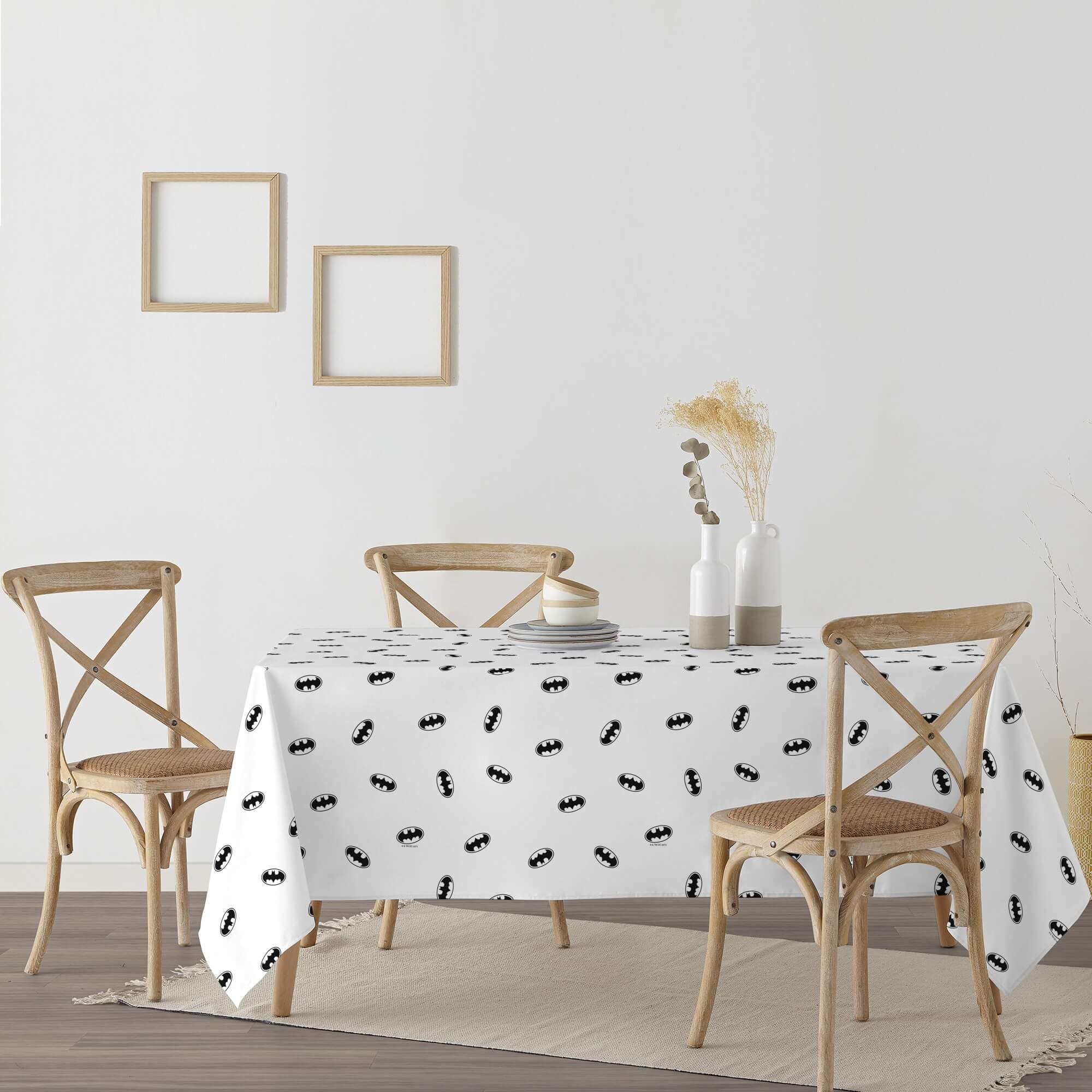 BELUM Nappe anti-taches Modèle Batman White | Nappe anti-taches en téflon | Nappe rectangulaire résinée | Nappe de table | Nappe de table | Table de cuisine | Nappe de table maison (250 x 140 cm)