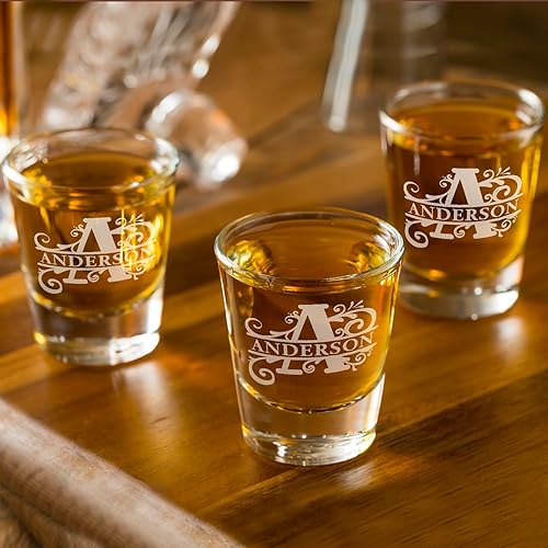 Miniatura 6 de Juego de 2 vasos grabados con inicial y nombre de 2 onzas, parte inferior verde azulado con texto personalizado para regalos, bodas, cumpleaños,