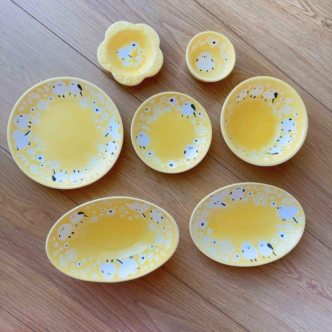 第一陶器　黄地花紋　銘々皿揃　5枚セット　取り皿　中皿　小皿　色絵　染付　黄色 Amazon | シマエナガ プレート 取り皿 小皿 5枚 食器 皿 陶器 黄色 お