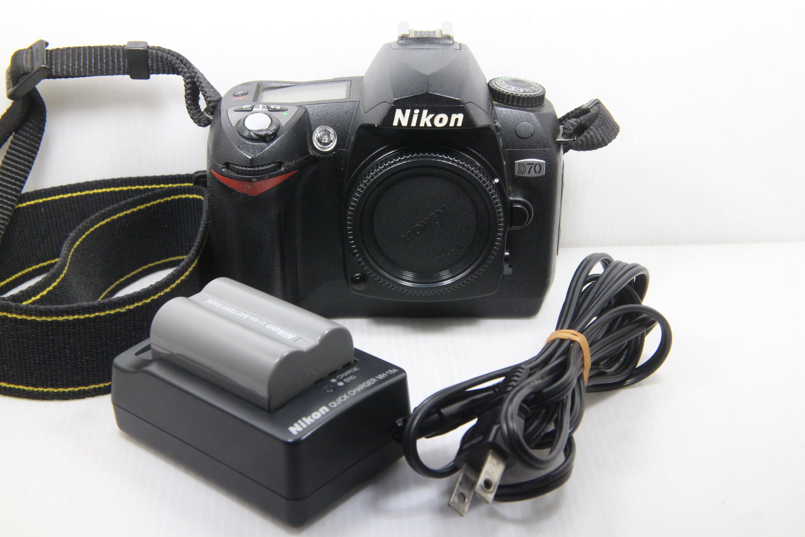 Nikon D70 デジタル一眼レフカメラ Amazon | Nikon D70 デジタル一眼レフカメラ レンズキット [AF-S DX