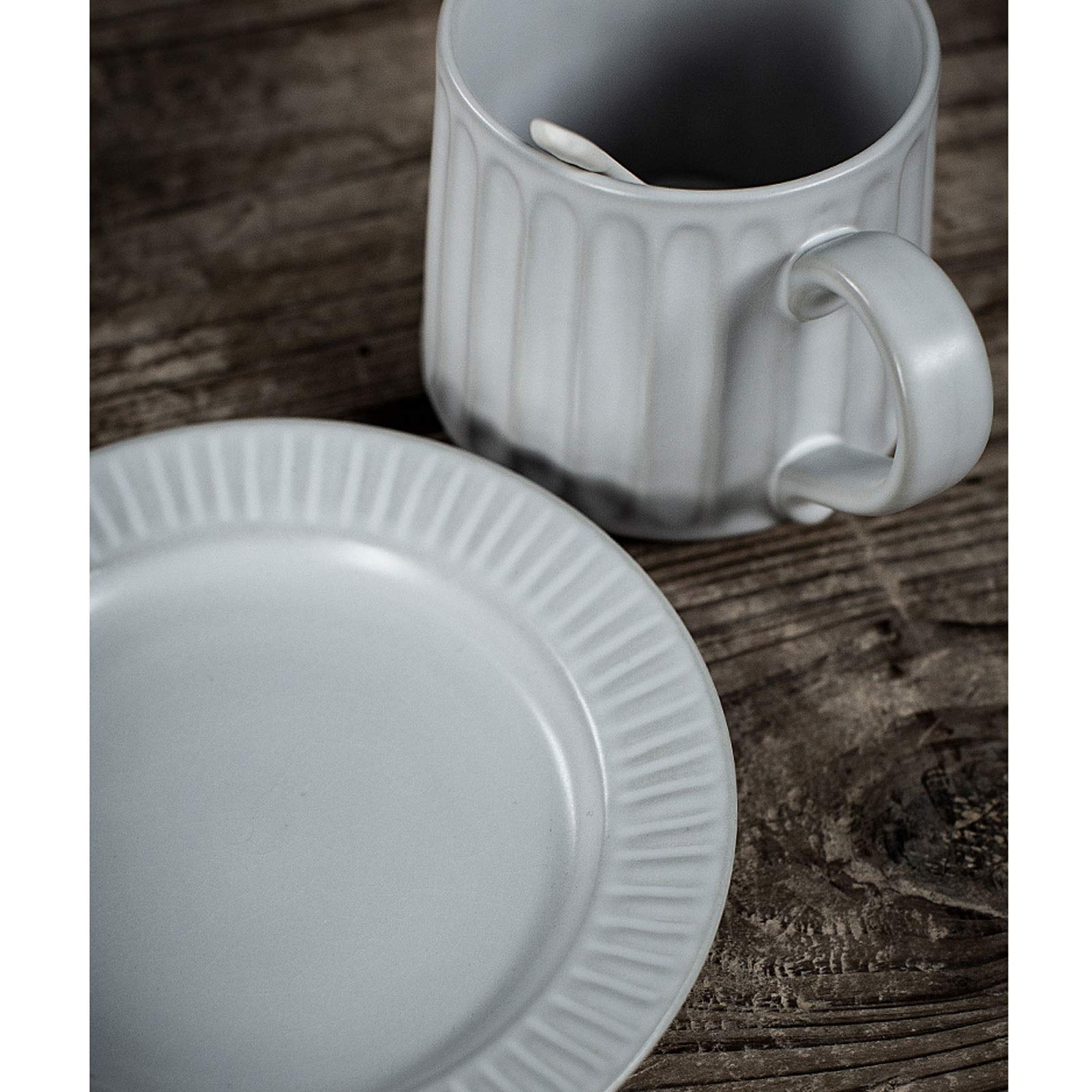 Filiżanki do kawy kubki wklęsłe w paski, gruby ceramiczny kubek francuski luksusowy zestaw do kawy retro wiszący kubek do kawy, z popołudniową herbatą, deserem, szczęściem i romantyzmem, prezent dla
