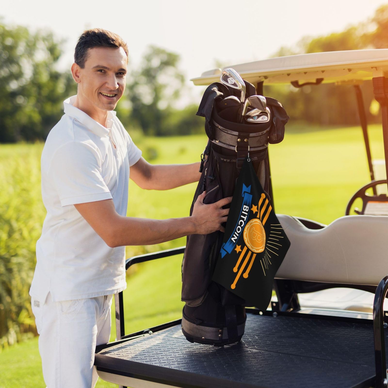 Amazon.com: SIYTUAU Bitcoin Crypto Golf Towel 16 x 24 Inch Golf Towels for  Golf Bags with Carabiner Clip Polyester Golf Towel Golf Accessories for Men  Women : Sports & Outdoors