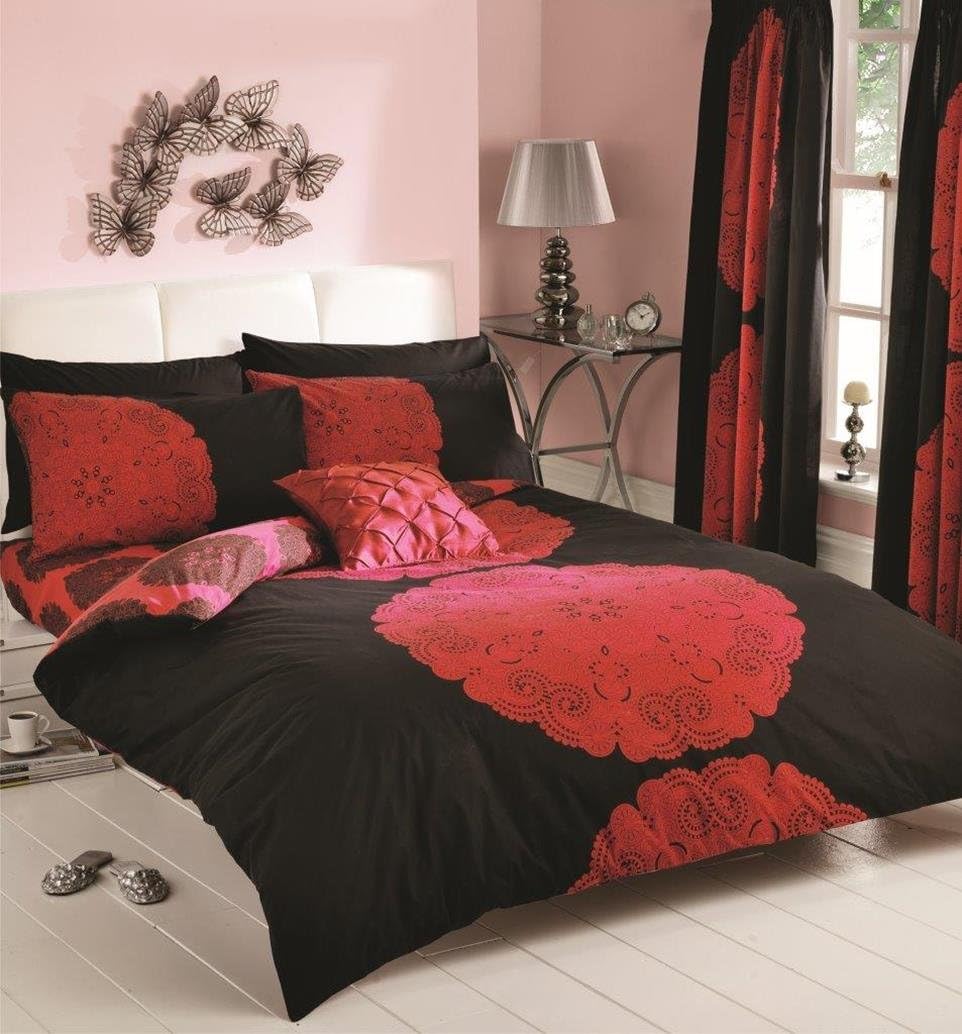Gaveno Cavalia Manhattan Printed Duvet Set, King - Black/Red