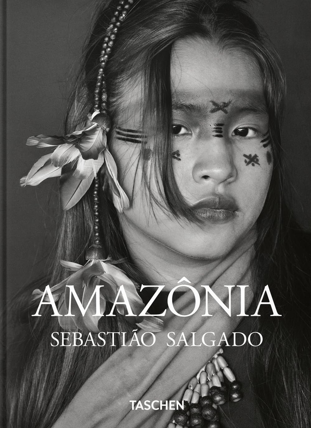 Sebastião Salgado: Amazônia. 45th Ed.