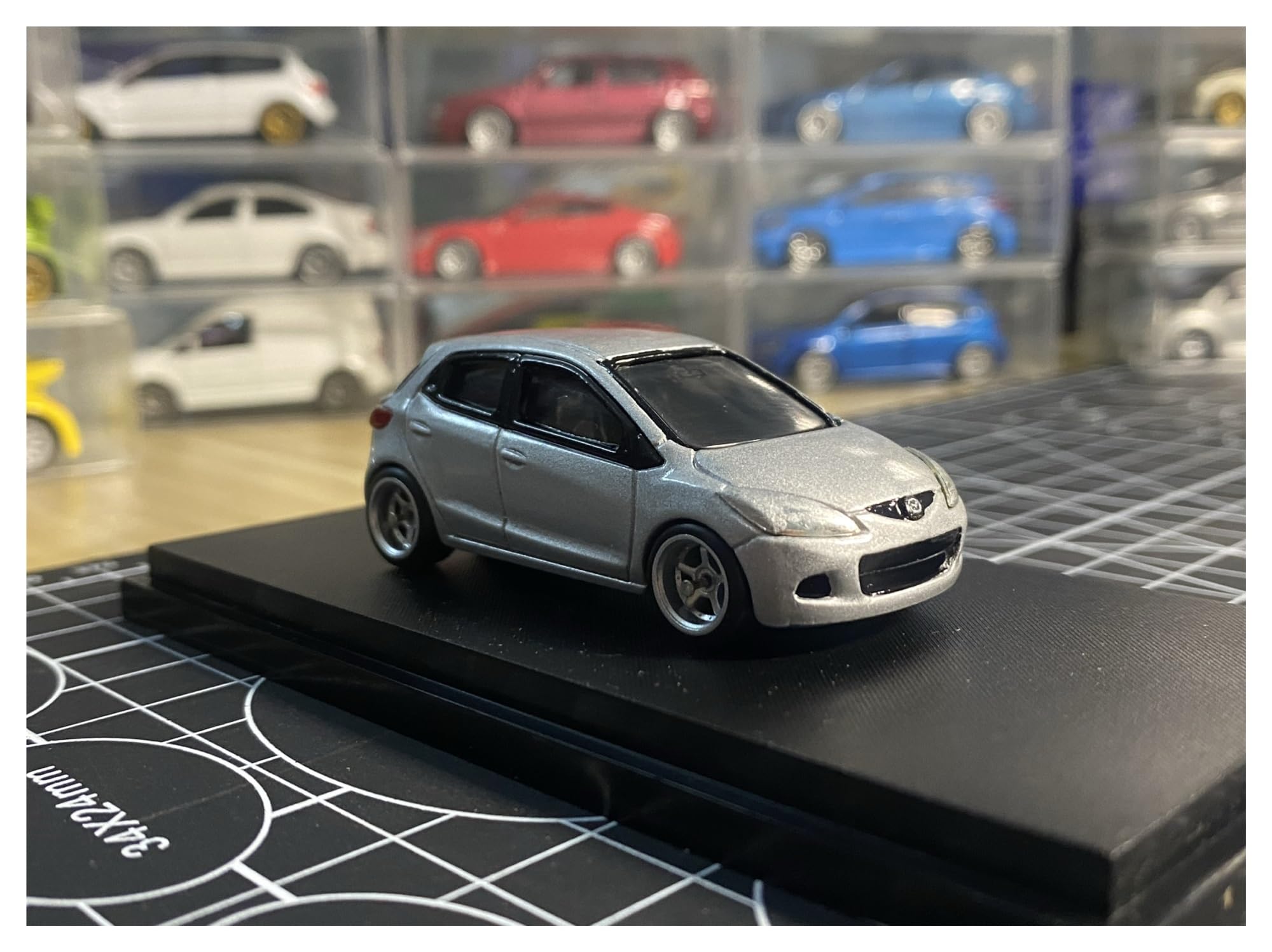 Auto In Miniatura Decorazione In Metallo Per Auto Giocattolo In Lega Pressofusa Della Serie Mazda 2 Da Collezione Scala 1 64 Per La Casa