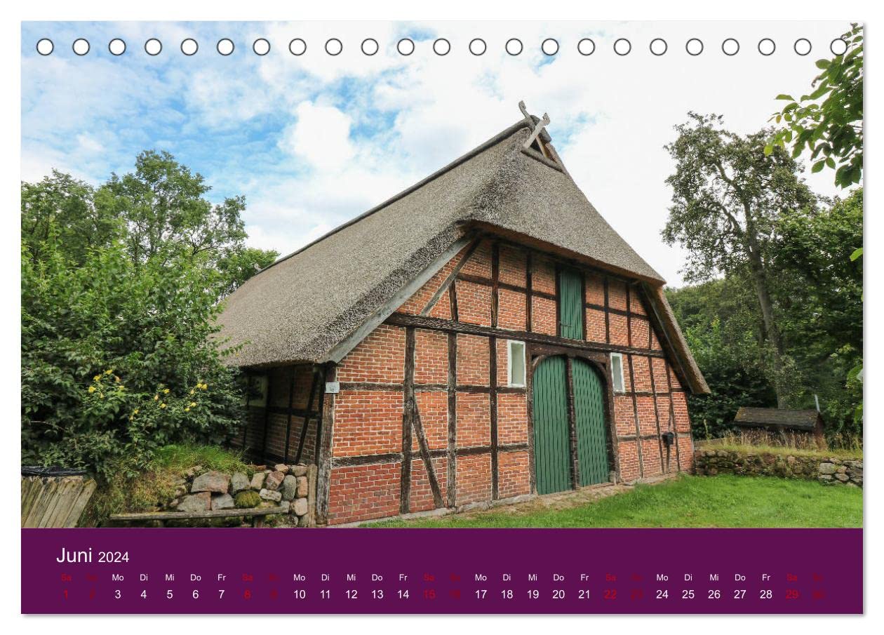 Die Heide blüht (Tischkalender 2024 DIN A5 quer), CALVENDO Monatskalender: Blühende Heidelandschaften, Schäfer mit Heidschnuckenherde und romantische Häuser (CALVENDO Orte)