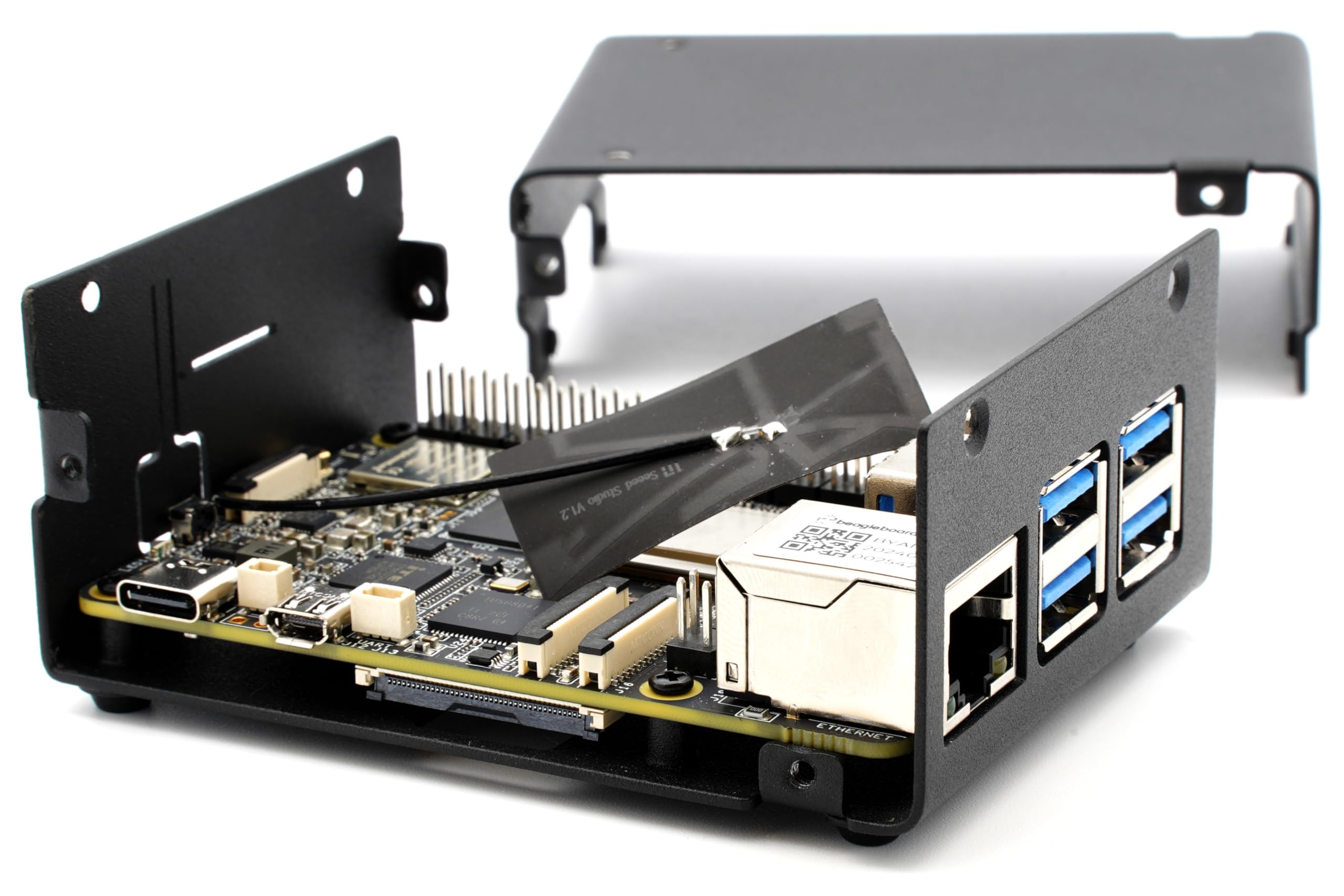 KKSB Metallgehäuse für das Beagley-AI Development Board – Platz für BeagleBoard Capes und Low-Profile-Kühler