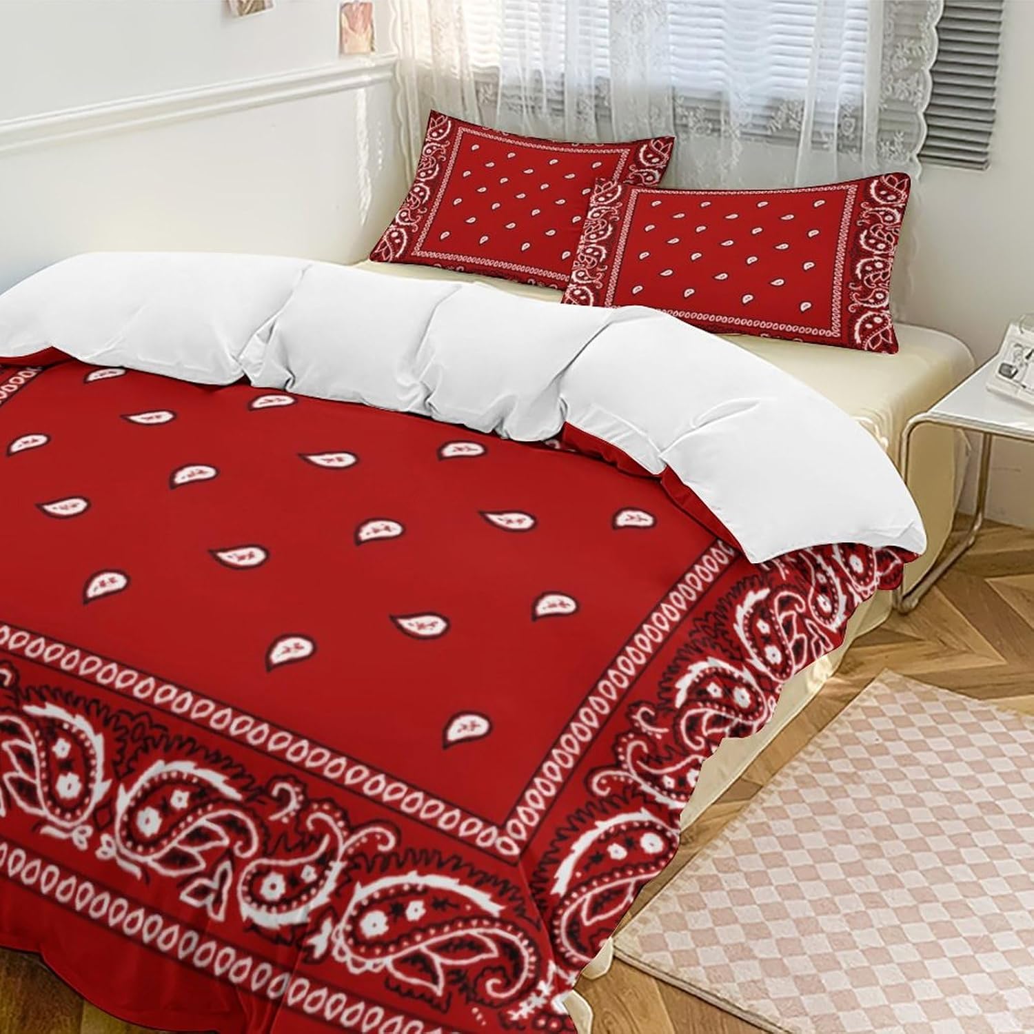 Bandana Red Thickened Bedding Three Piece Set, Including Duvet Cover and Pillowcase 90"x90"