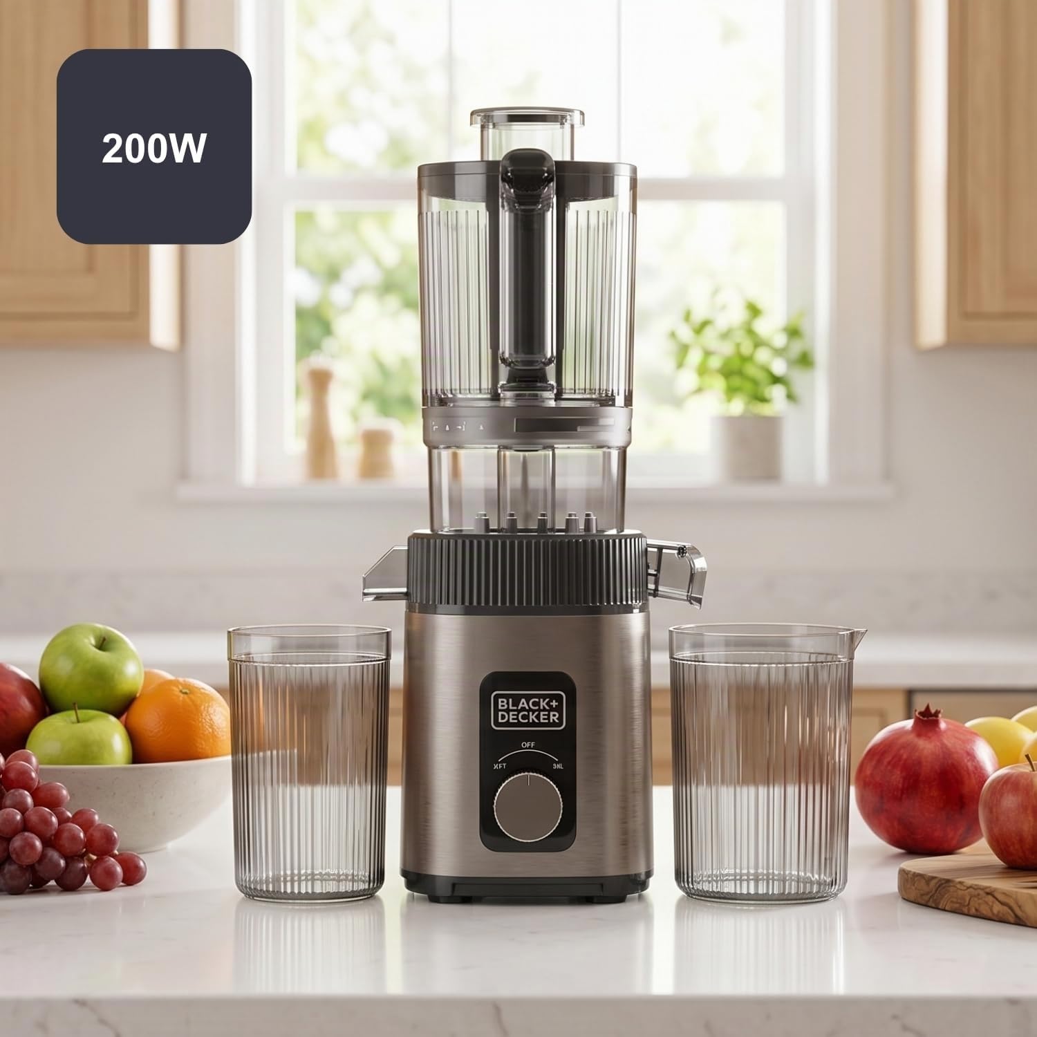 Black+Decker - Estrattore Succo Frutta/Verdura | Bocca 110 mm | Spremitura a freddo | Antiossidazione | 800 ml succo / 600 ml polpa | Funzione Reverse | Filtro lavabile in lavastoviglie | Antiscivolo
