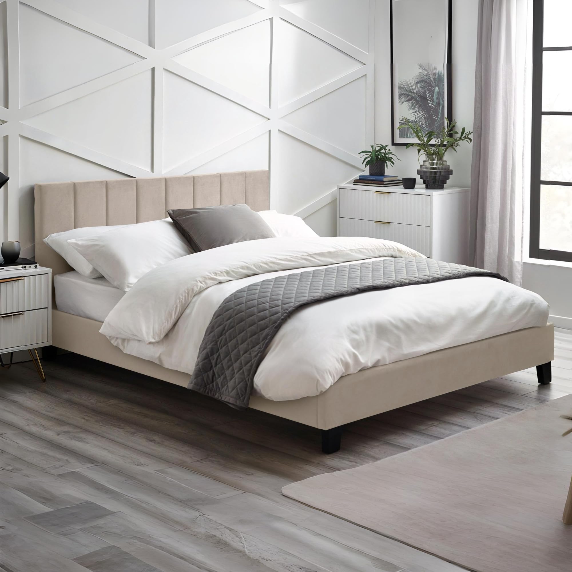 Julian Bowen Rosa Cream Velvet Upholstered 150cm King Bed | Modern Upholstered Kingsize Bed Frame, 150cm/5ft, No Box Spring Needed, Fluted Padded Headboard, Elegant & Practical