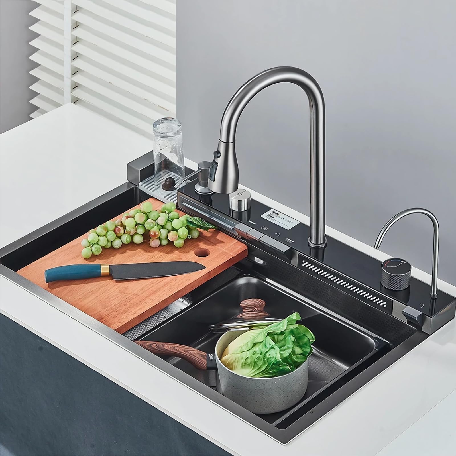 Keukenspoelbak 304 roestvrijstalen spoelbak Slimme spoelbak met LED-display Multifunctionele spoelbak met kraan, zeepdispenser, bekerwasmachine ( donkergrijs, 68 x 45 cm