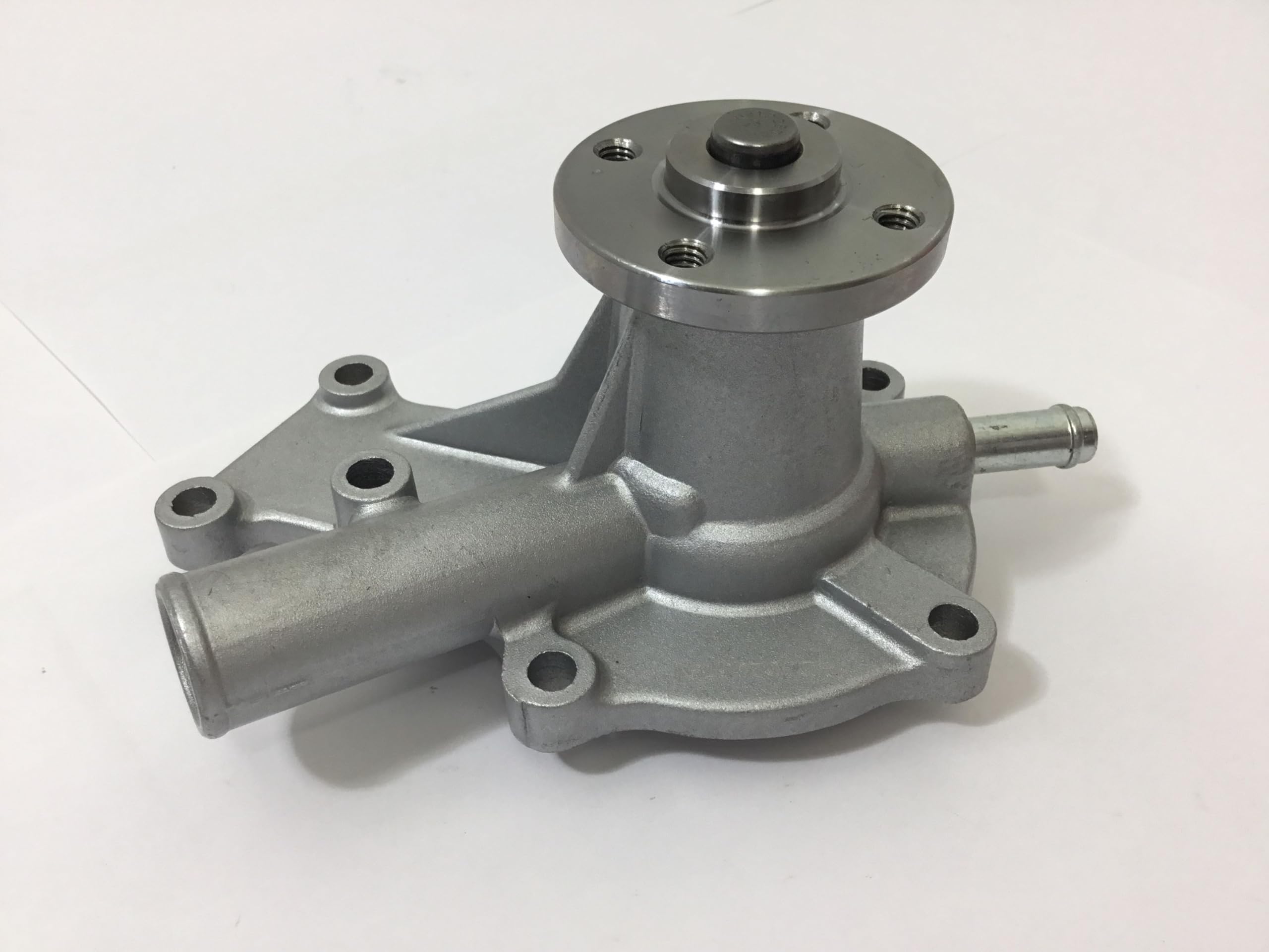 Pompe à eau compatible avec Kubota D722 D662 D902 ZD21 ZD21F ZD221 ZD321 ZD323