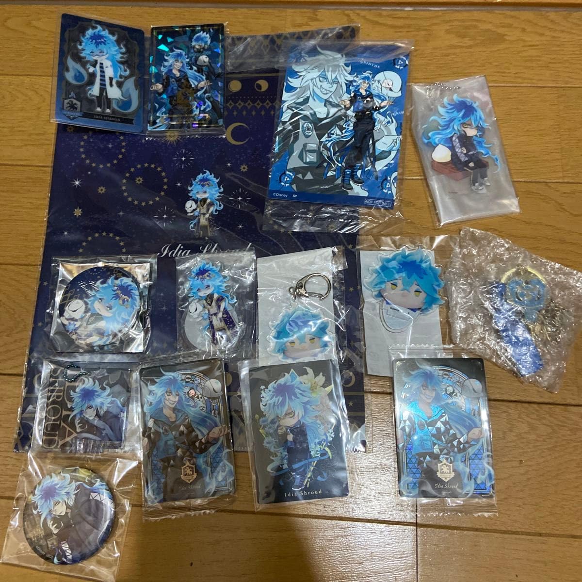 Amazon.co.jp: イデア セット イデア・シュラウド アクスタ 缶バッジ  