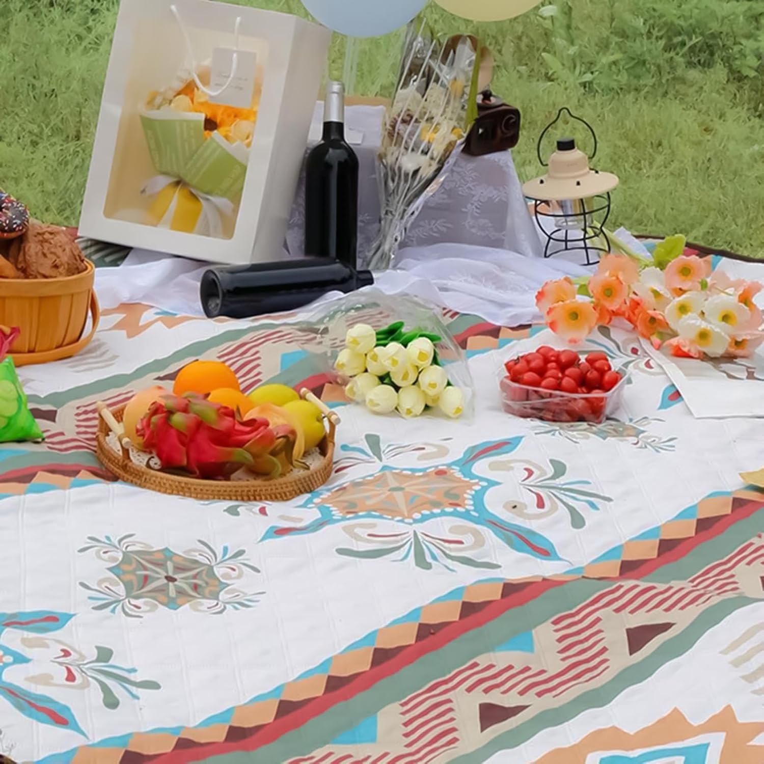 Picnic Blankets for Outdoors | 78x78-inch Camping Cushion - Portable Picnic Sheet - for Camping Travel Vacation Festival Backyard Park Lake Pool