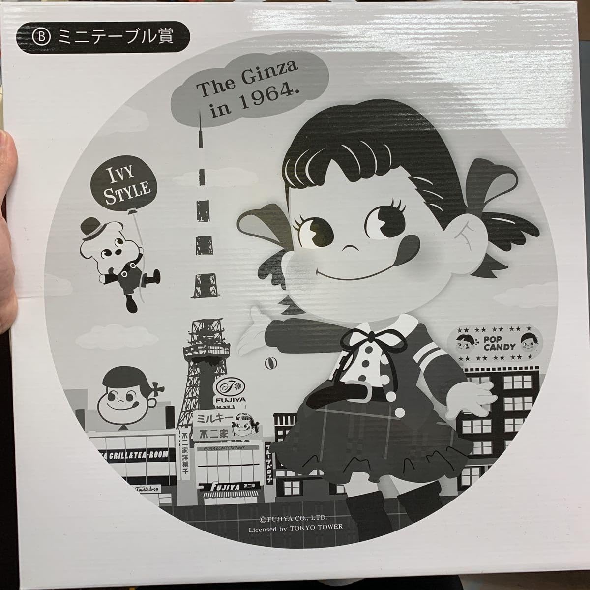 ペコちゃん　ミニテーブル 不二家ペコちゃん ミニテーブル Amazon.co.jp: 不二家ペコちゃん