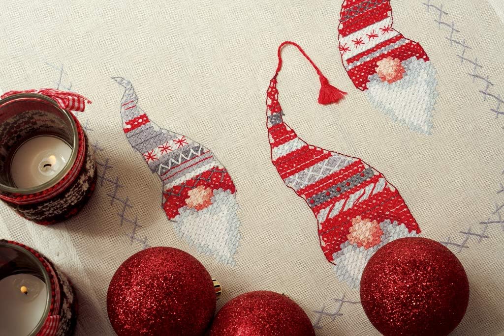 Vervaco Cross Stitch Table Runner Kit Christmas Gnomes 16" x 40"