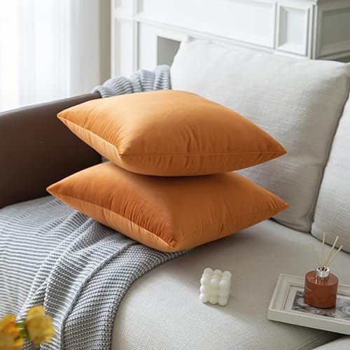 Miniatura 7 de Set of 2 Dark Blue Colored Cozy Velvet Throw Pillow Covers for Bed and Couch - 18"x18"