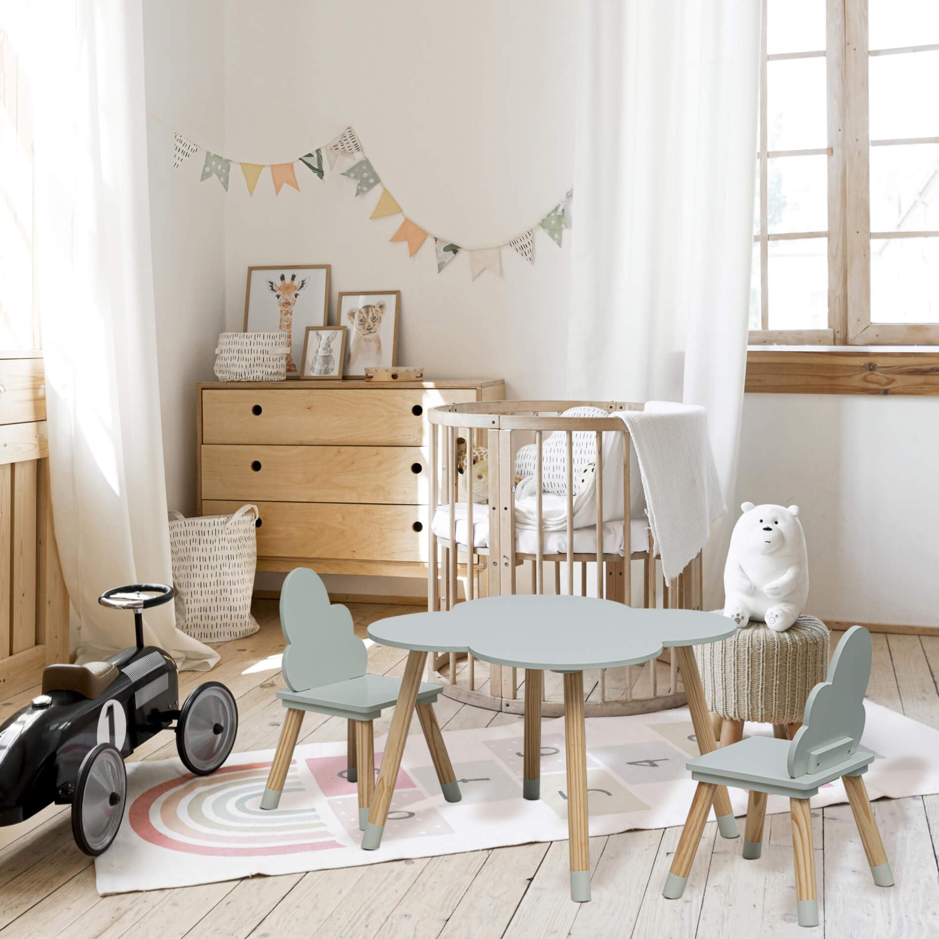 Rebecca Mobili Kinder-Tisch und 2 Stühle Set, Grün Braun, MDF Kiefer, für Kinderzimmer, Spielzimmer - Abmessungen: 44 x 60 x 60 cm / 50 x 25 x 25 cm - Art. RE6900