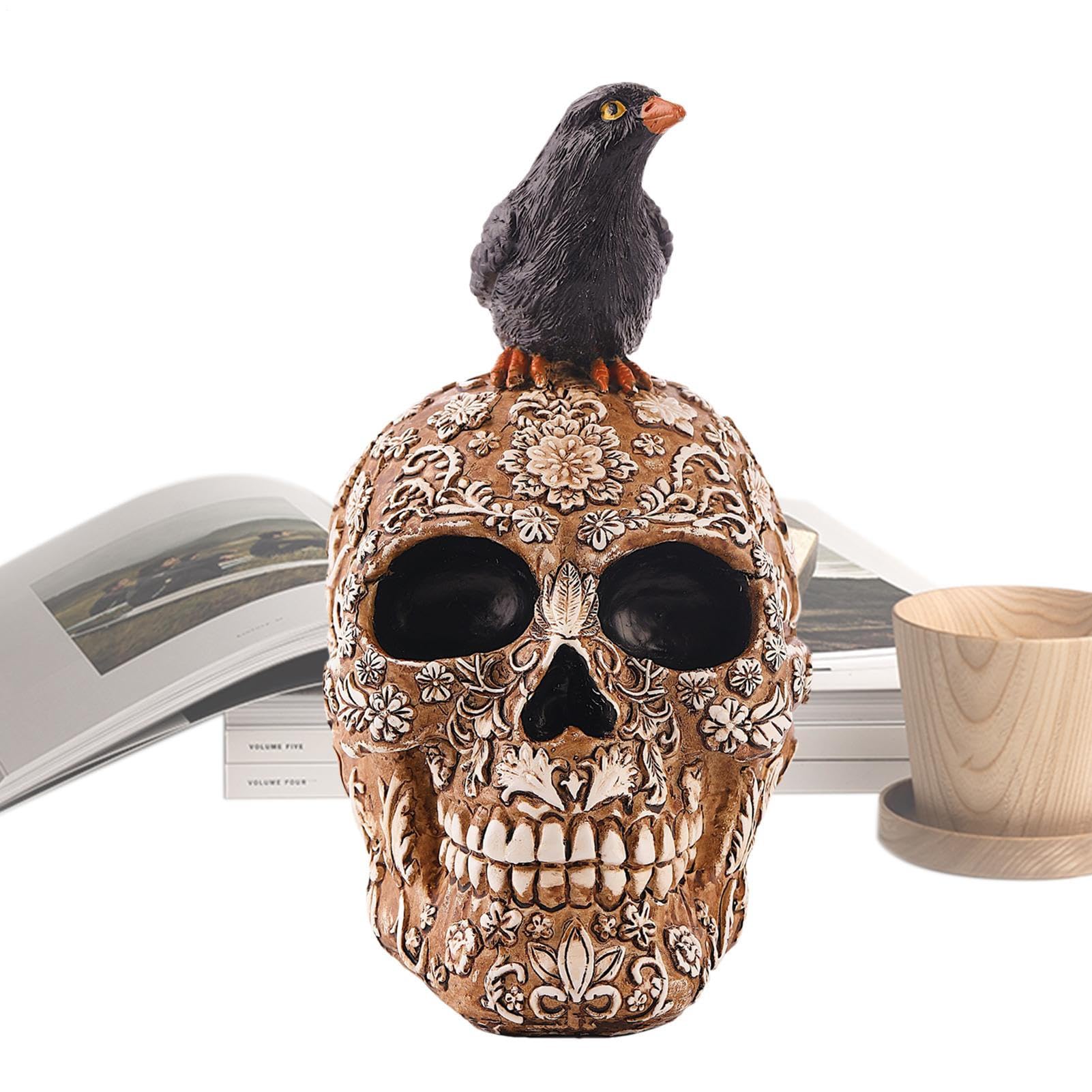 Figurine corbeau sur crâne : sublimer les tables de votre bar, café ou bureau moderne
