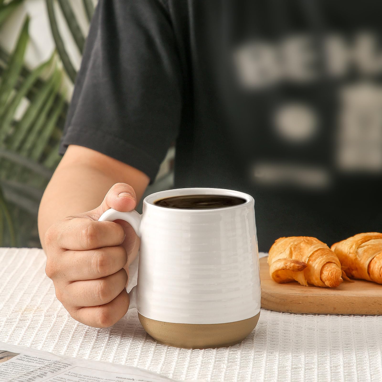 Amazon.com: Large Ceramic Coffee Mugs Set - 15 OZ Porcelain Coffee Latte  Cups Set of 4 with Handle Perfect for Cappuccino, Tea, Mocha, Hot or Cold  Drinks, Unique Glaze Design for Home,
