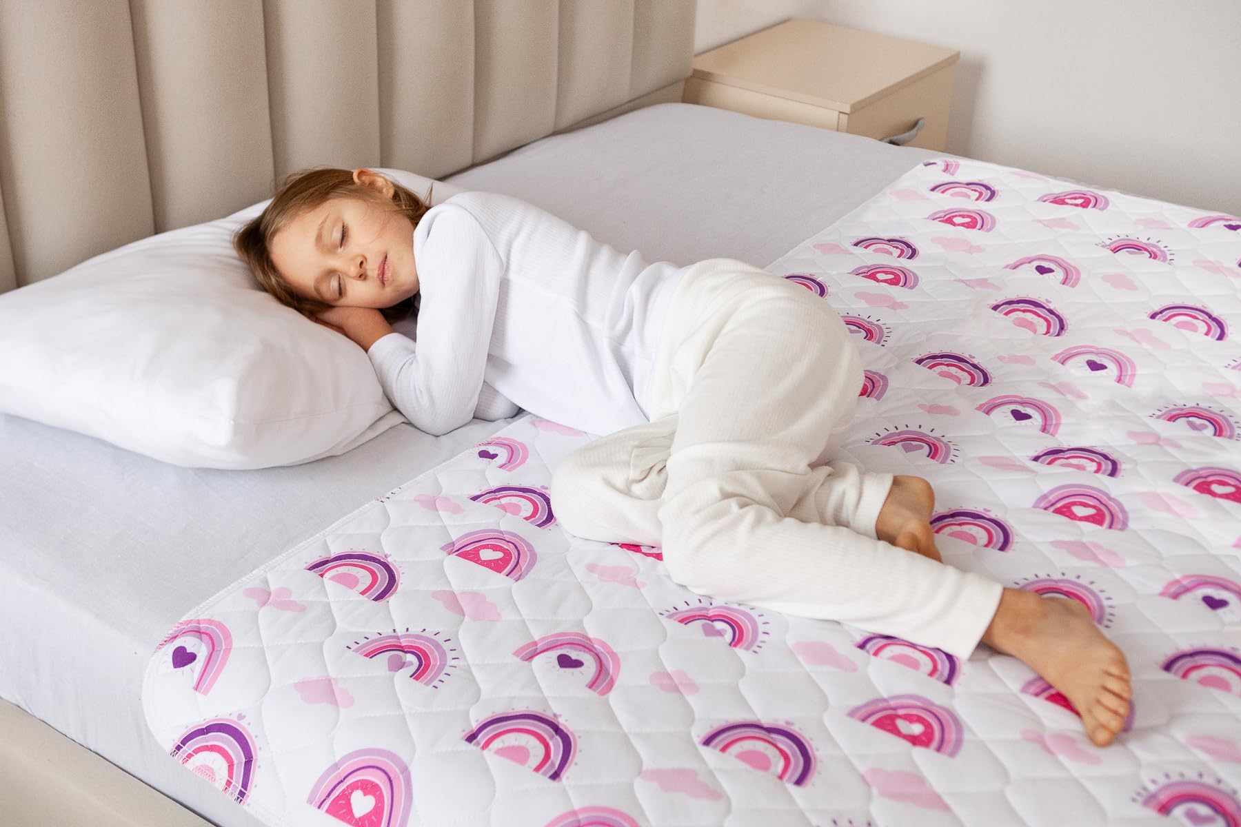 Non-Slip Rainbow Bed Pad
