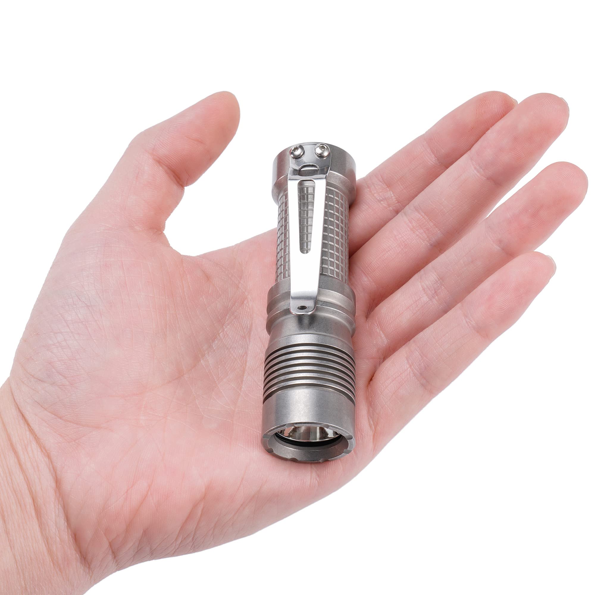 KeyUnity KF01 1050 Linterna LED de Alto lúmenes con Clip de Bolsillo, batería USB, 4 Modos, IPX7, Resistente al Agua, Linterna EDC de Mano compacta para Acampar al Aire Libre, Senderismo