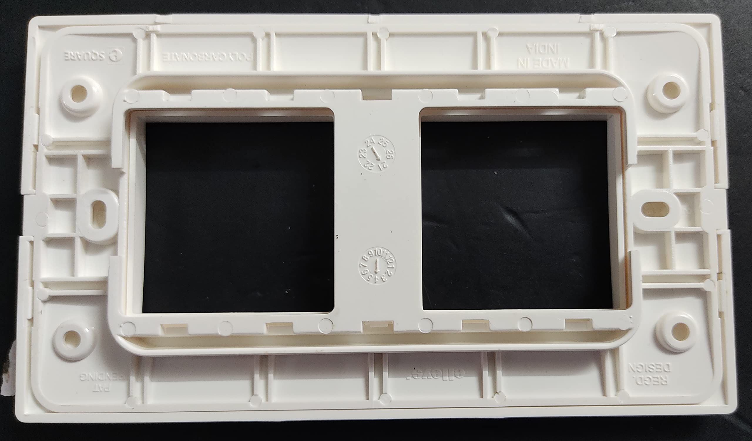 Elleys E Square 4 Module Switch Plate White : Amazon.in: Home