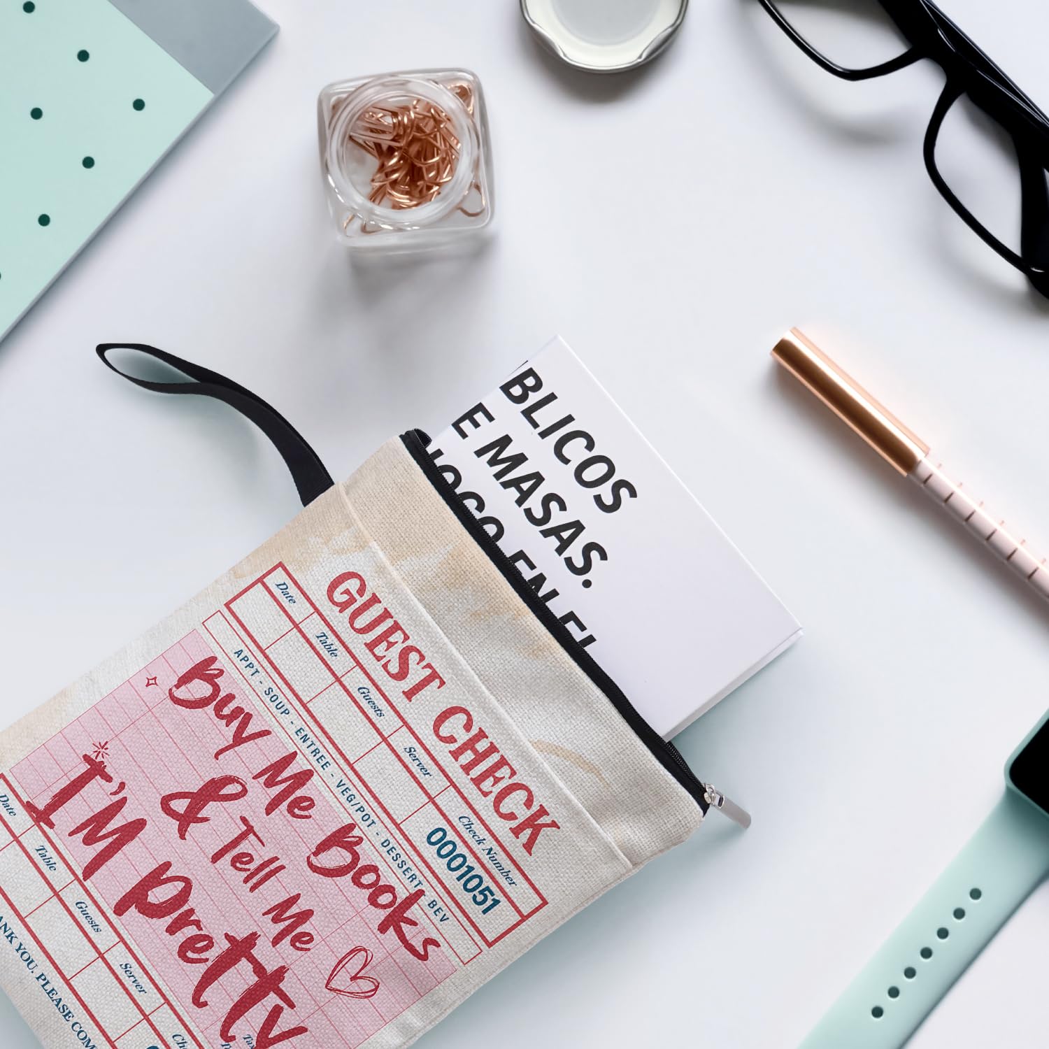 Vintage Guest Check Pattern Book Sleeve for Book Club Gifts with Zipper and Handle Front Pocket for Travel — view 4