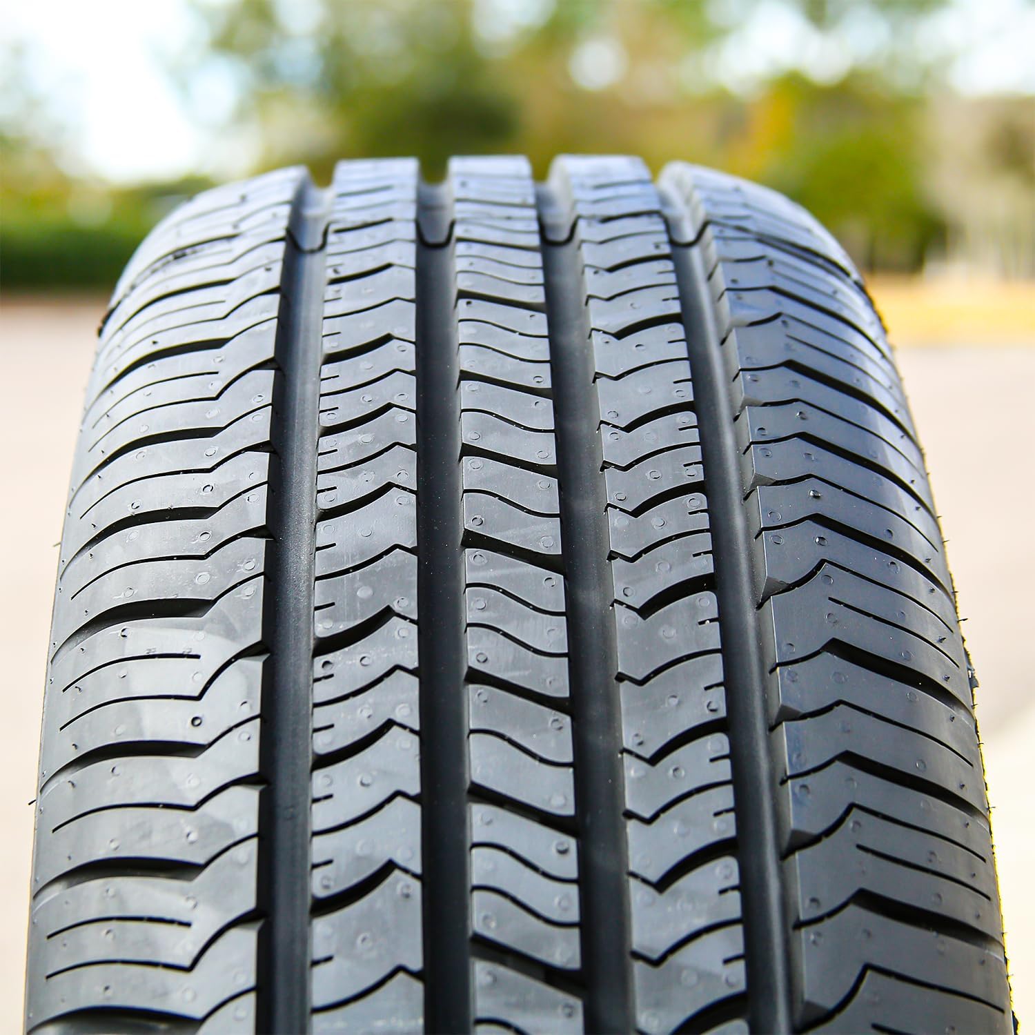 Set of 4 (FOUR) Evoluxx Capricorn HP All-Season Passenger Car Performance Radial Tires-215/65R16 215/65/16 215/65-16 98H Load Range SL 4-Ply BSW Black Side Wall UTQG 700AA